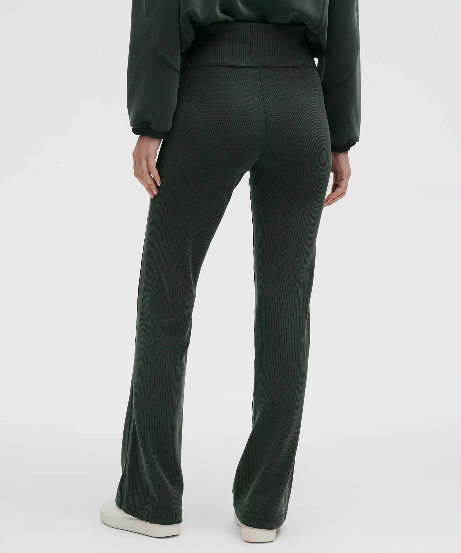 Ribbed Softstreme Flared Pant