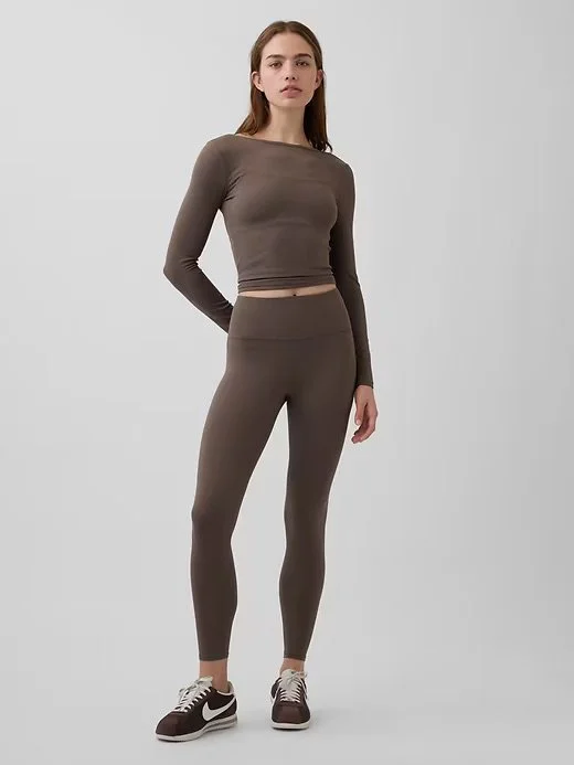 GapFit Smooth Boatneck T-Shirt