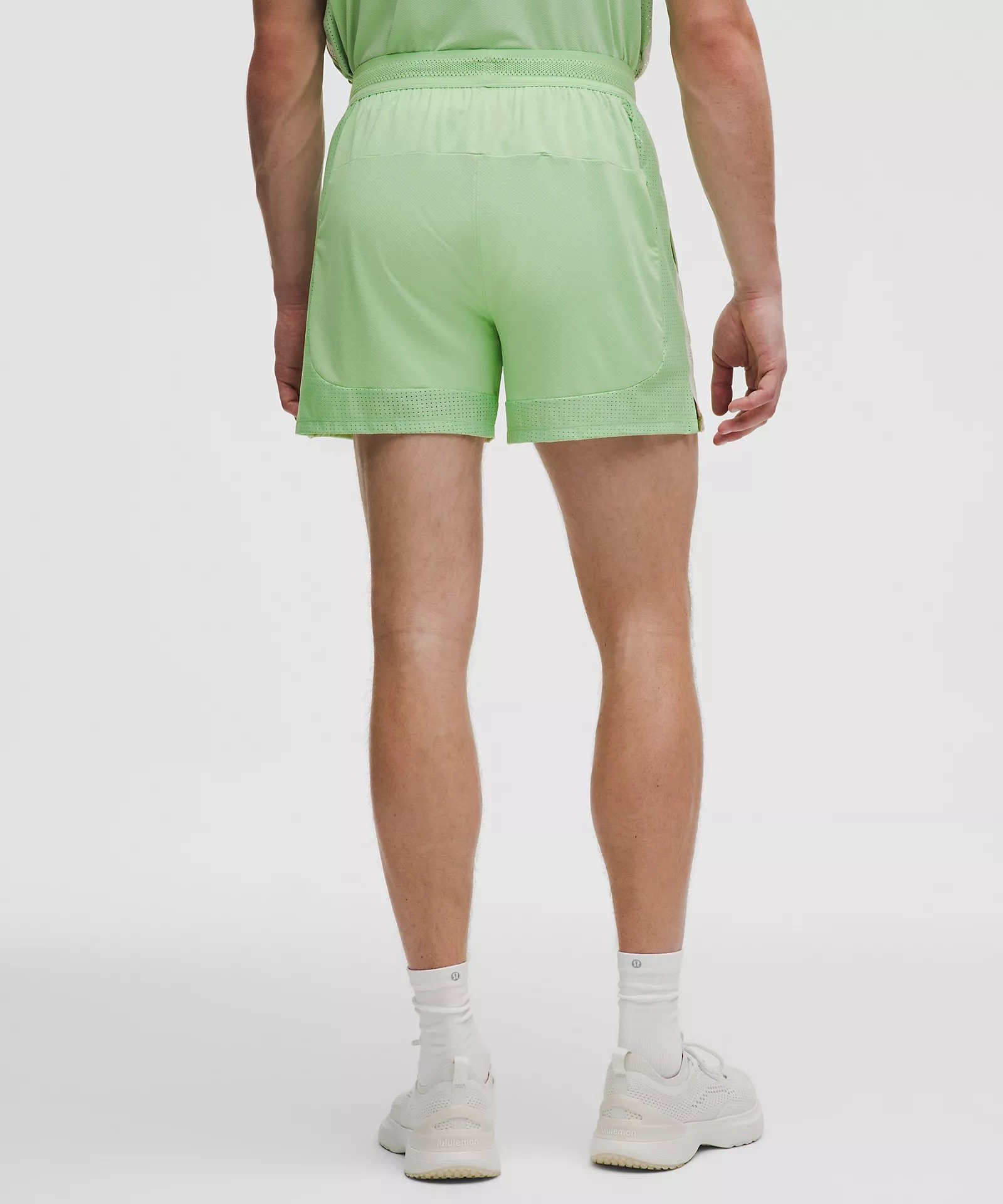 Mesh-Panelled Tennis Short 5"