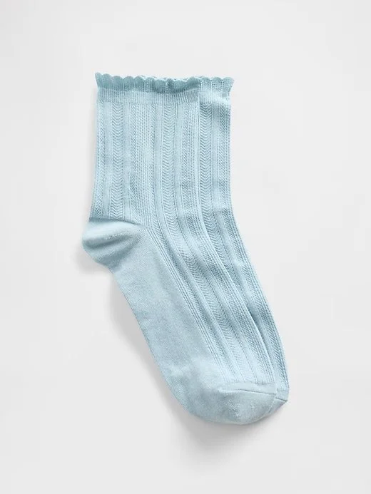 Pointelle Half Crew Socks