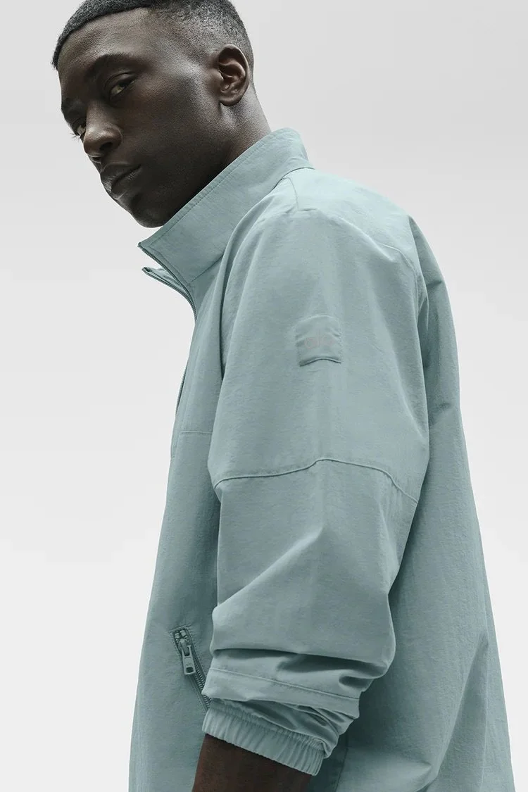 Light Weight Takeaway Track Pullover