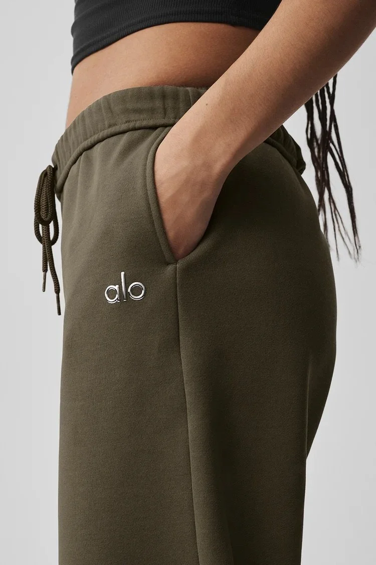 Accolade Straight Leg Sweatpant