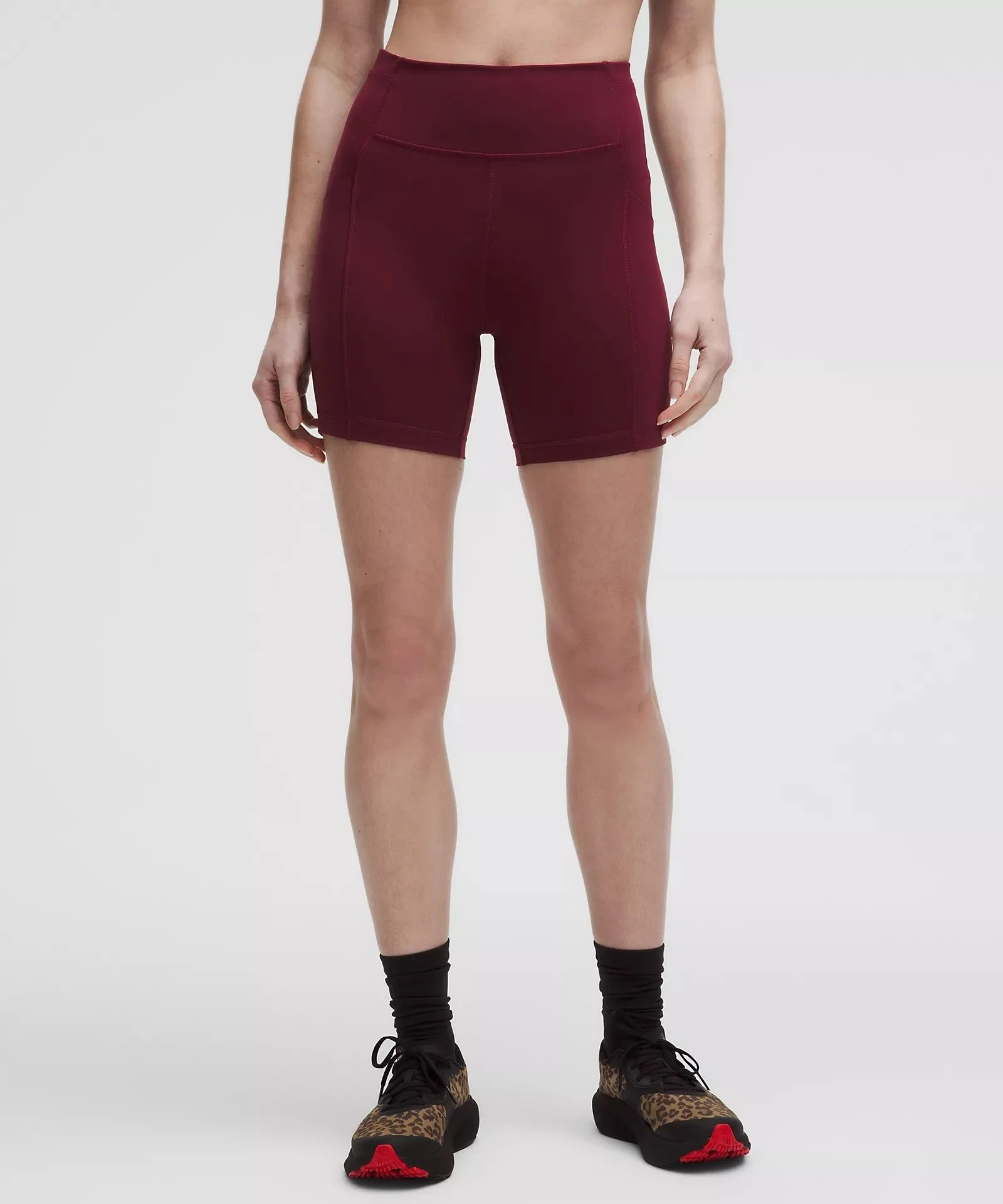 Swift Speed High-Rise Short 6"