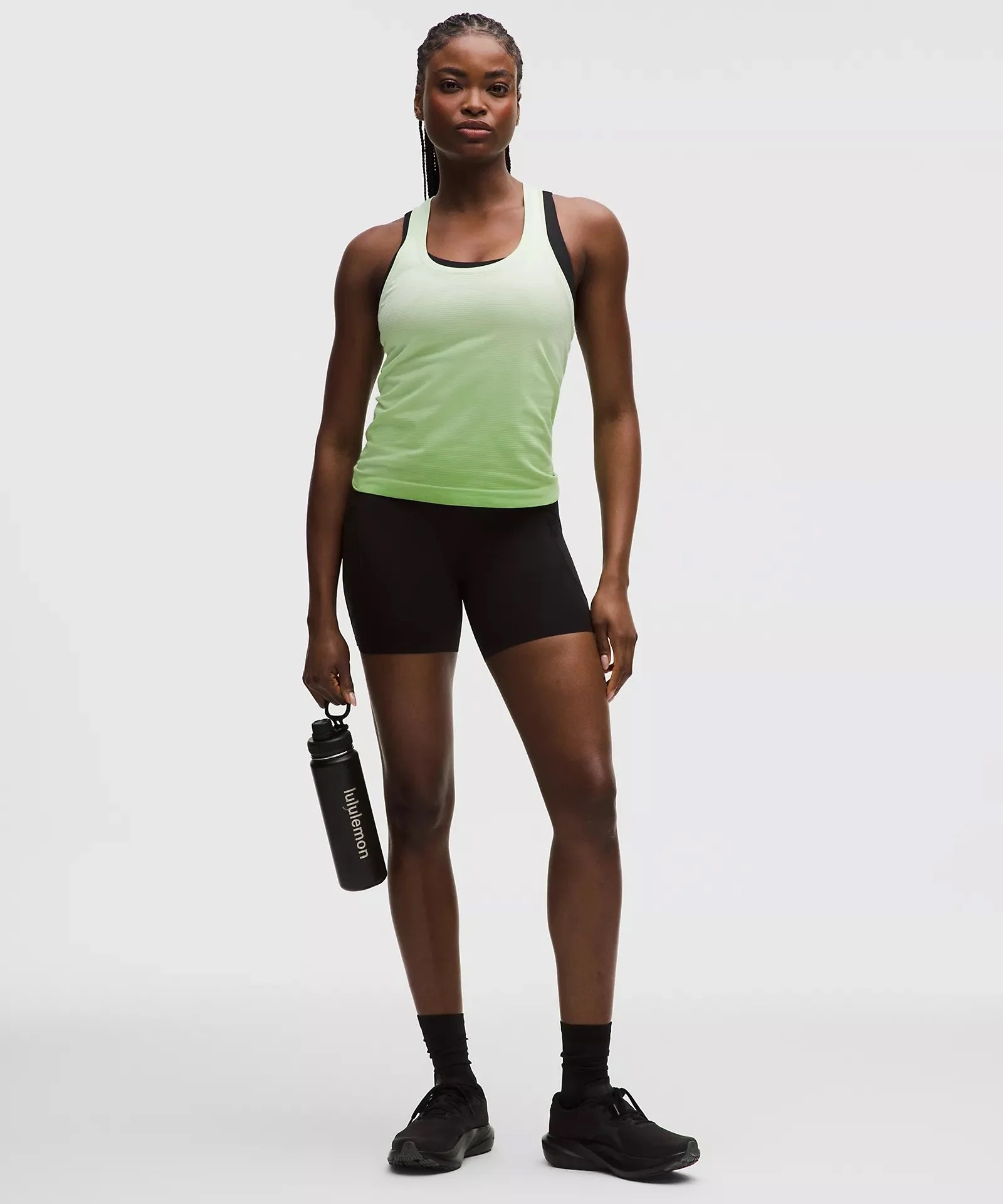 Swiftly Tech Scoopneck Tank Top 2.0 Waist Length Wash