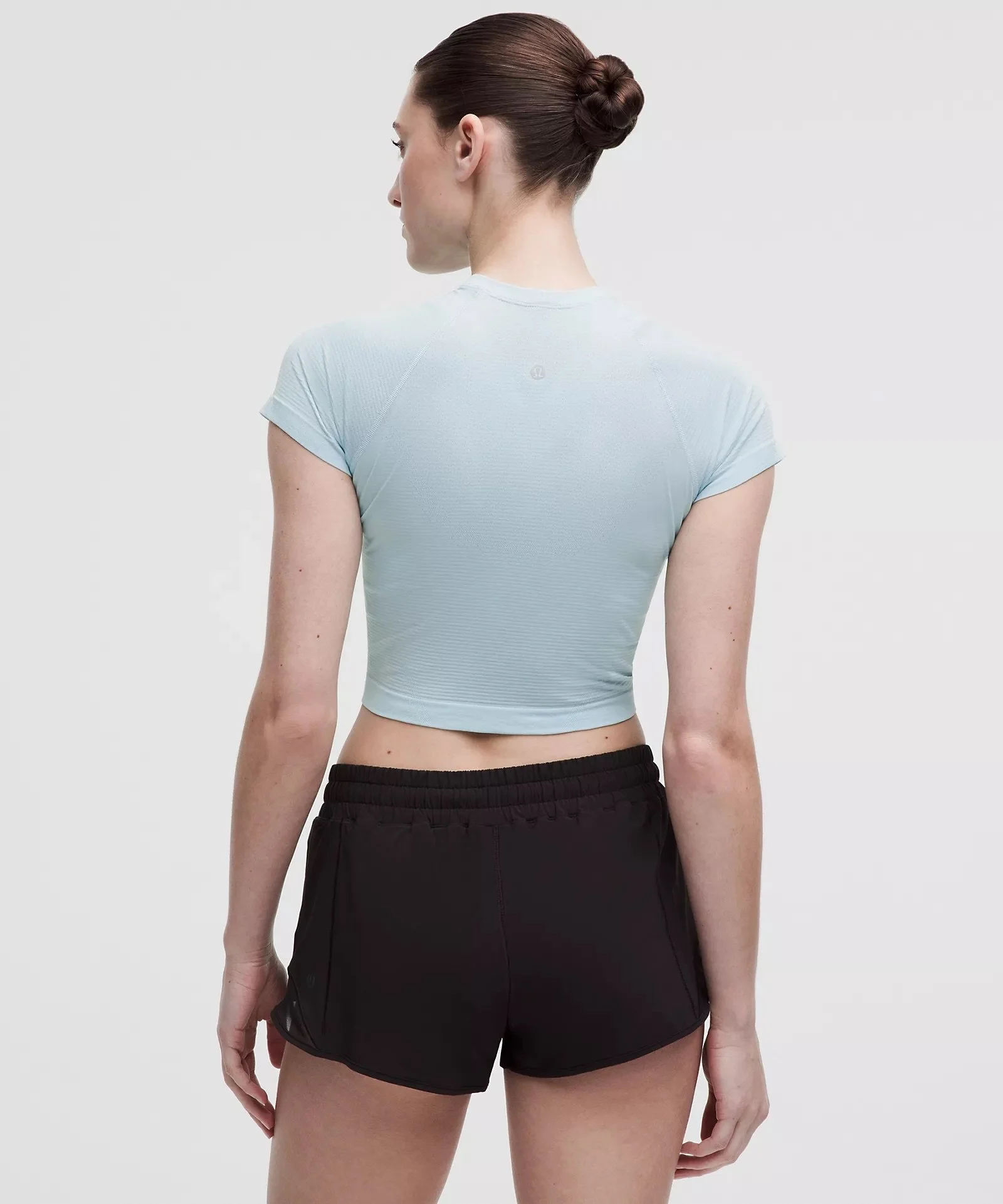Swiftly Tech Cropped Short-Sleeve Shirt 2.0