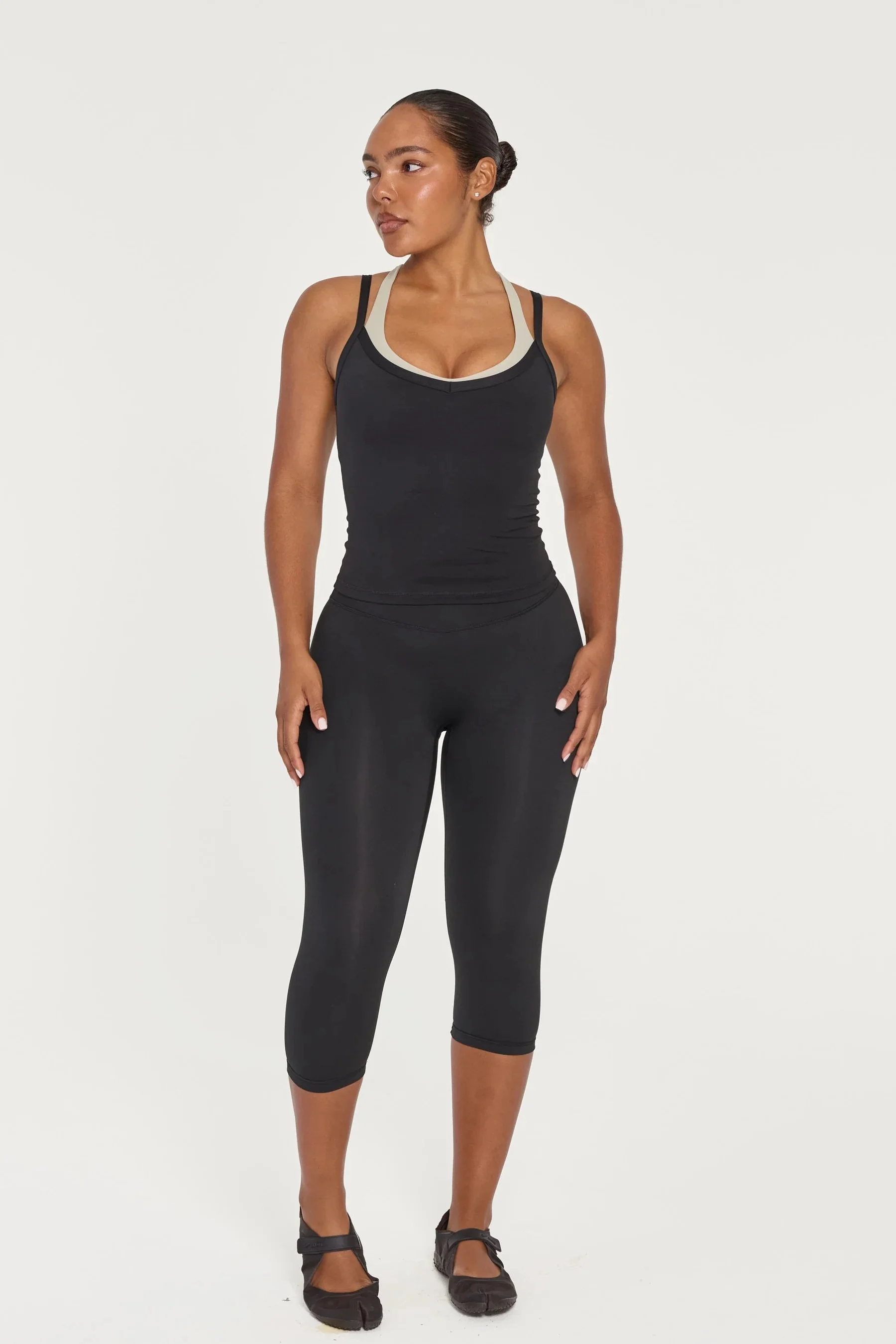 Capri Leggings - Black