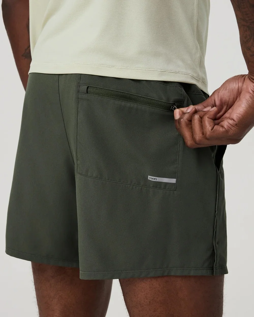 Course Short Unlined 5"