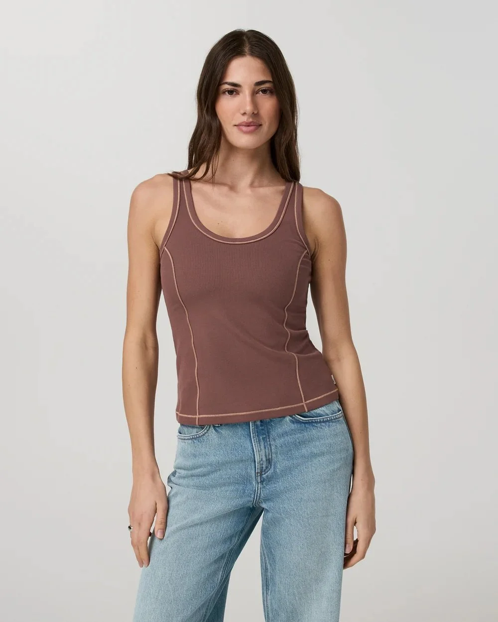 Pose Seams Tank