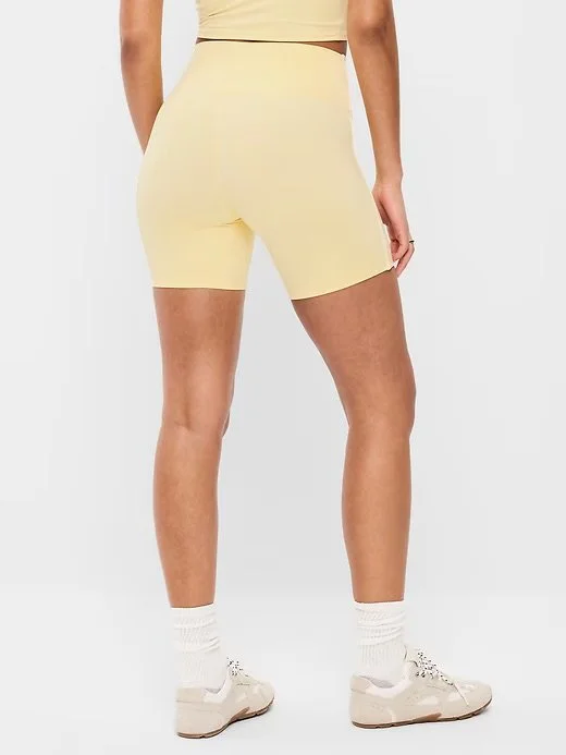 High-Waisted StudioSmooth Biker Shorts 6”