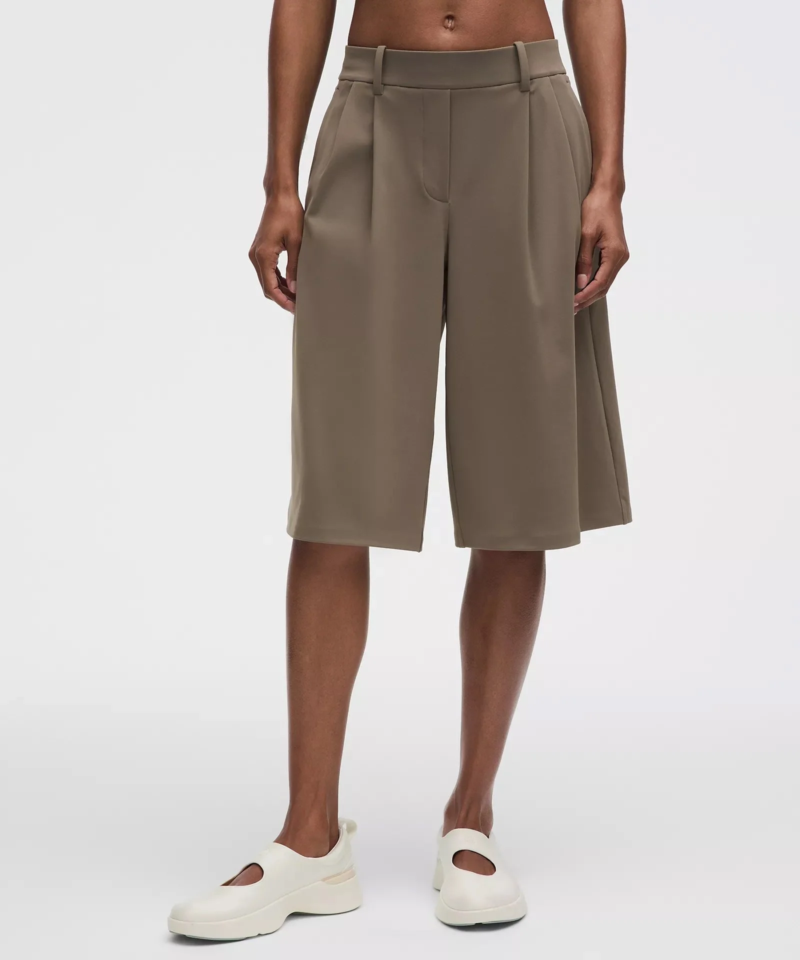 Daydrift Low-Rise Relaxed-Fit Short 14"
