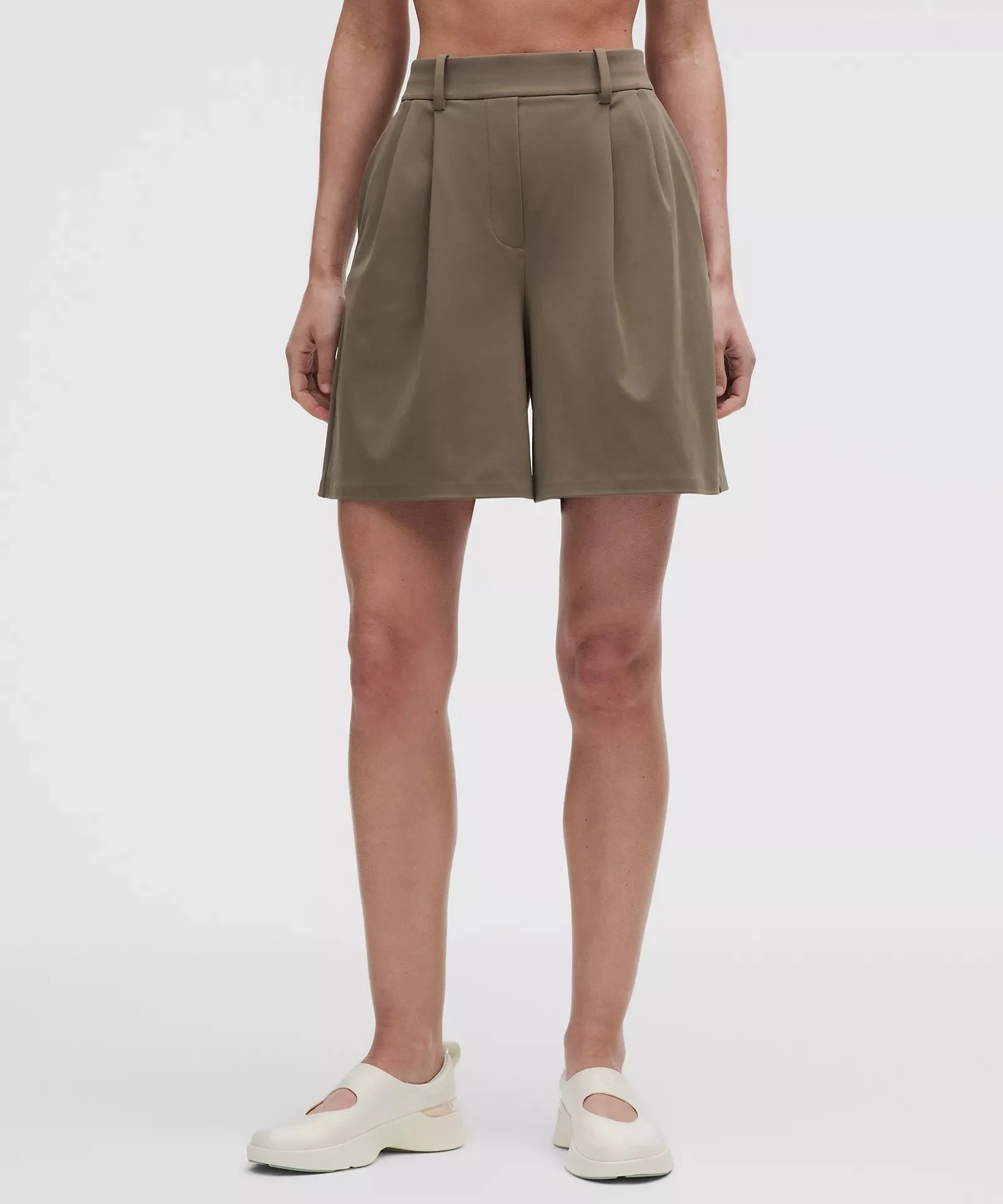 Daydrift Pleated High-Rise Short 7"