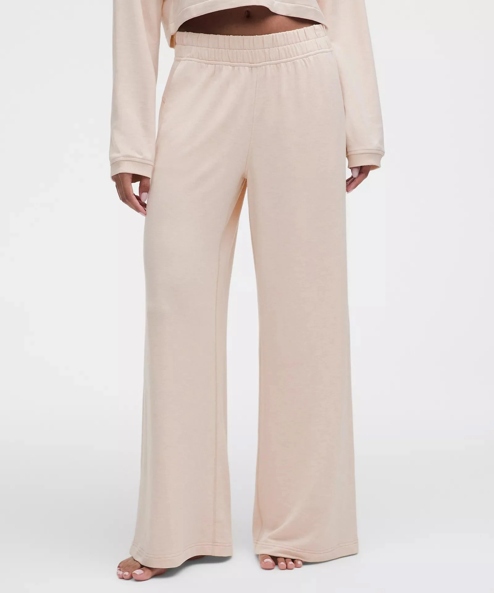 BeCalm Mid-Rise Wide-Leg Pant