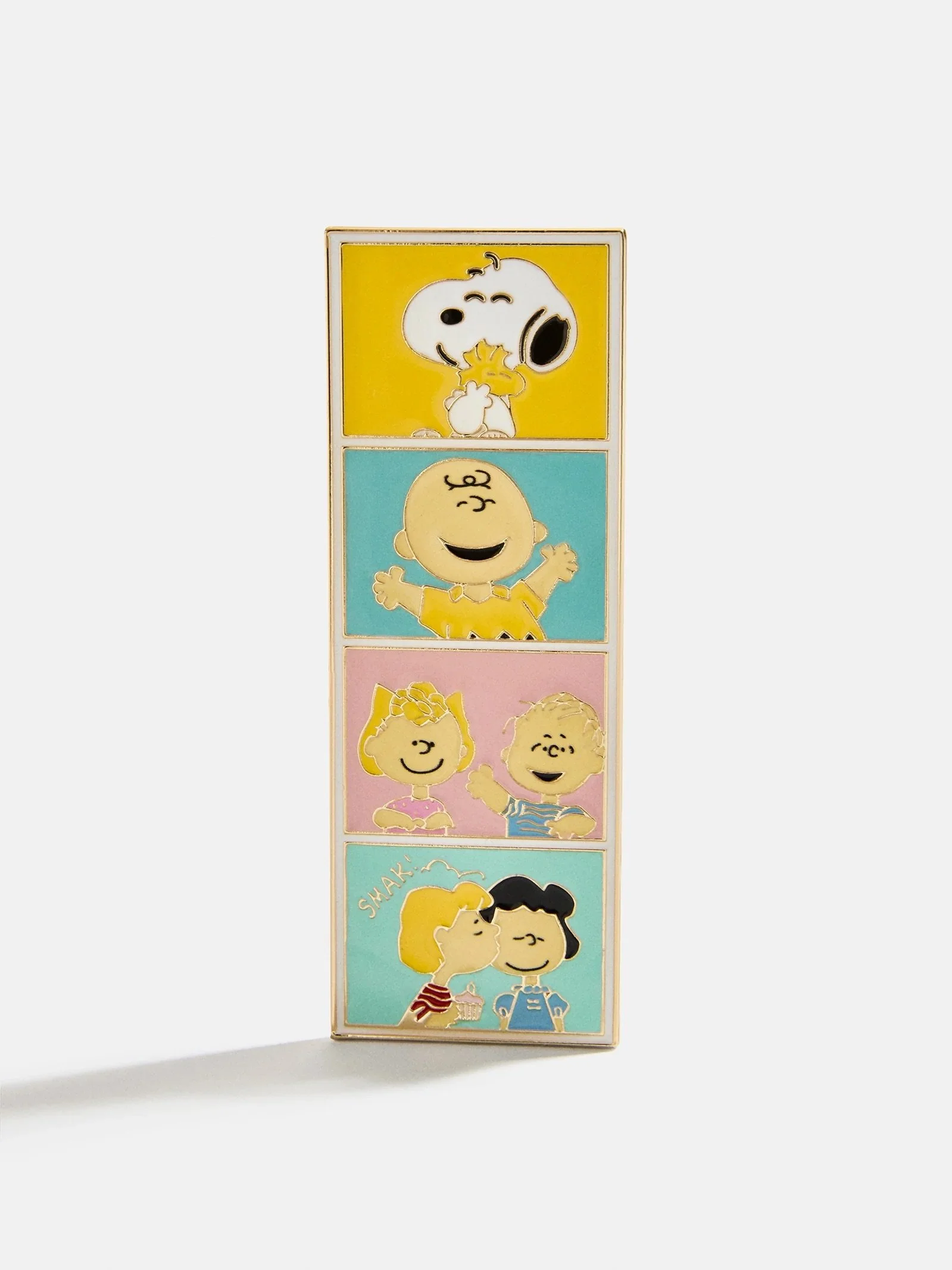 Peanuts Photo Booth Pin