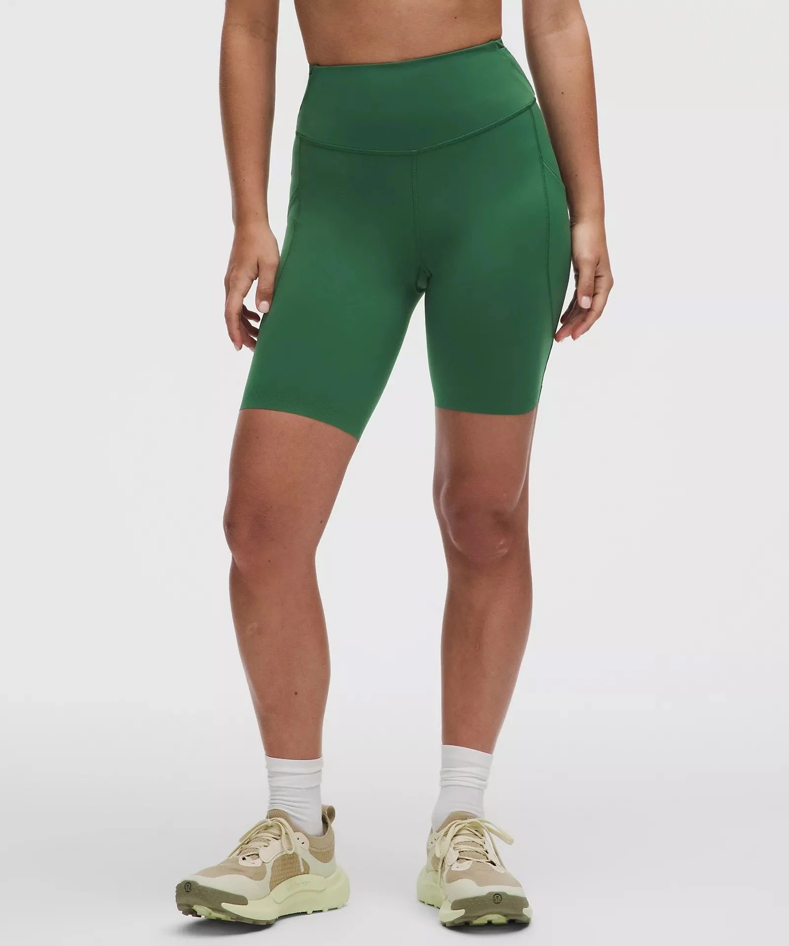 Fast and Free High-Rise Short 8" 5 Pocket