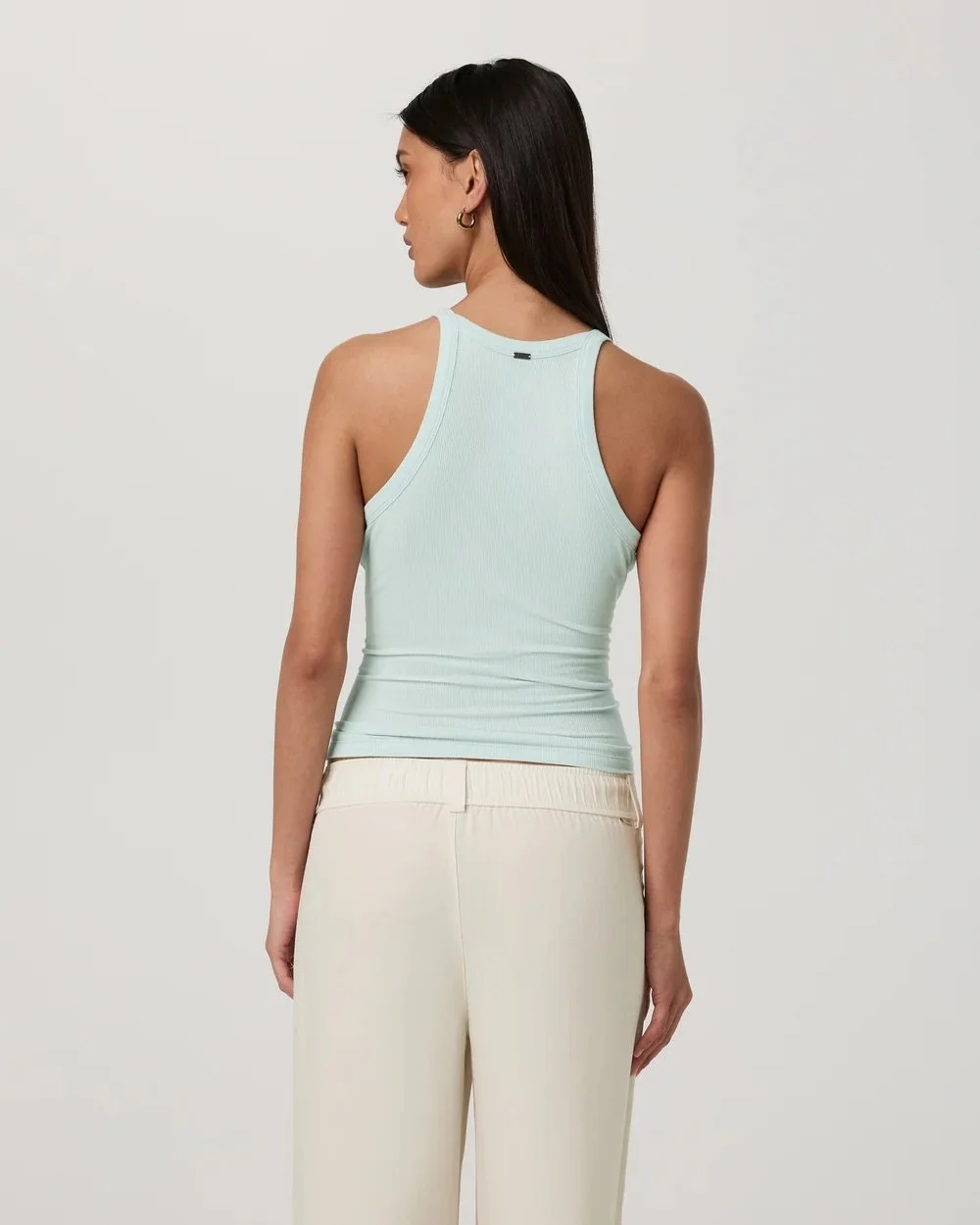 Cove Layering Tank