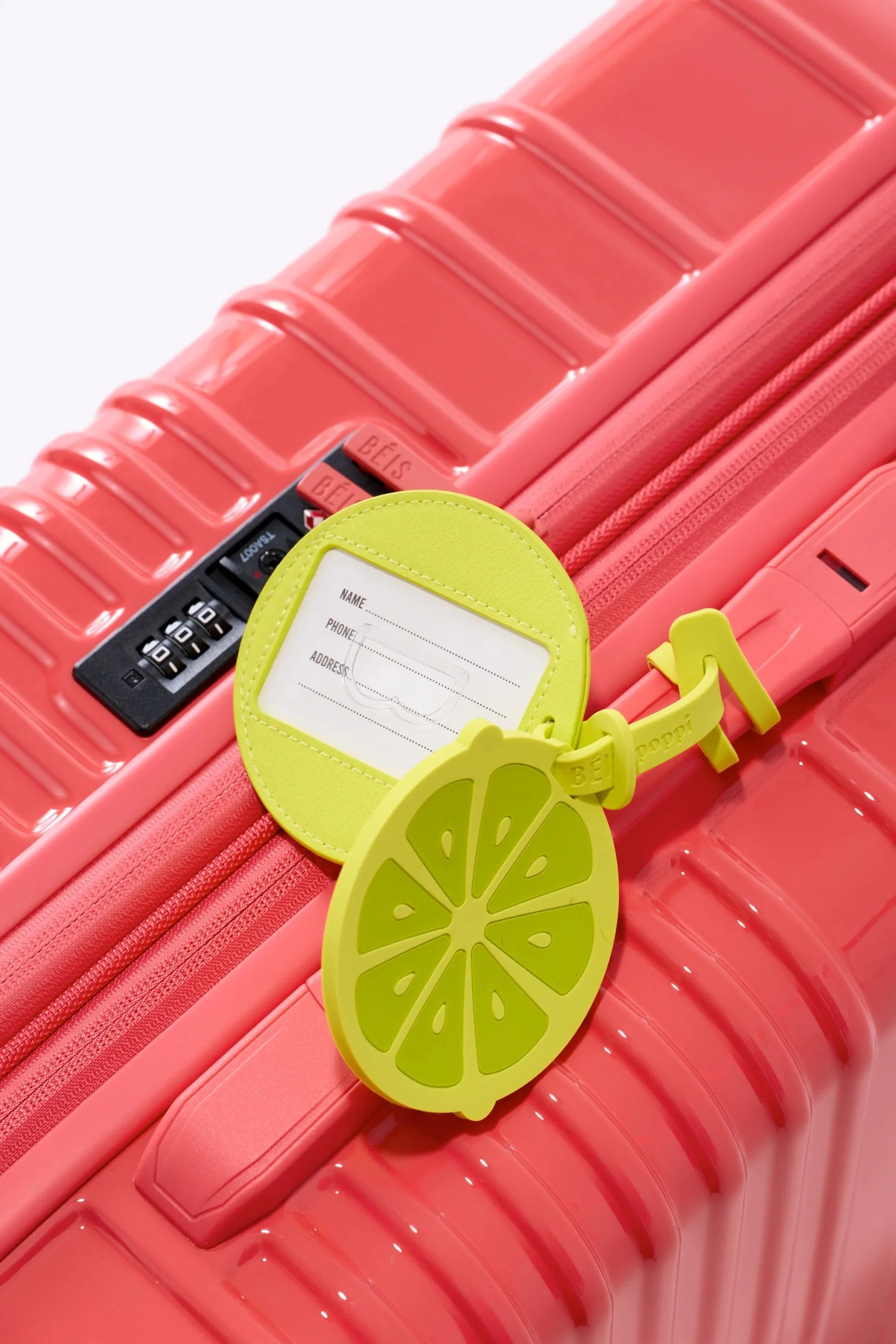 The Luggage Tag - Lime