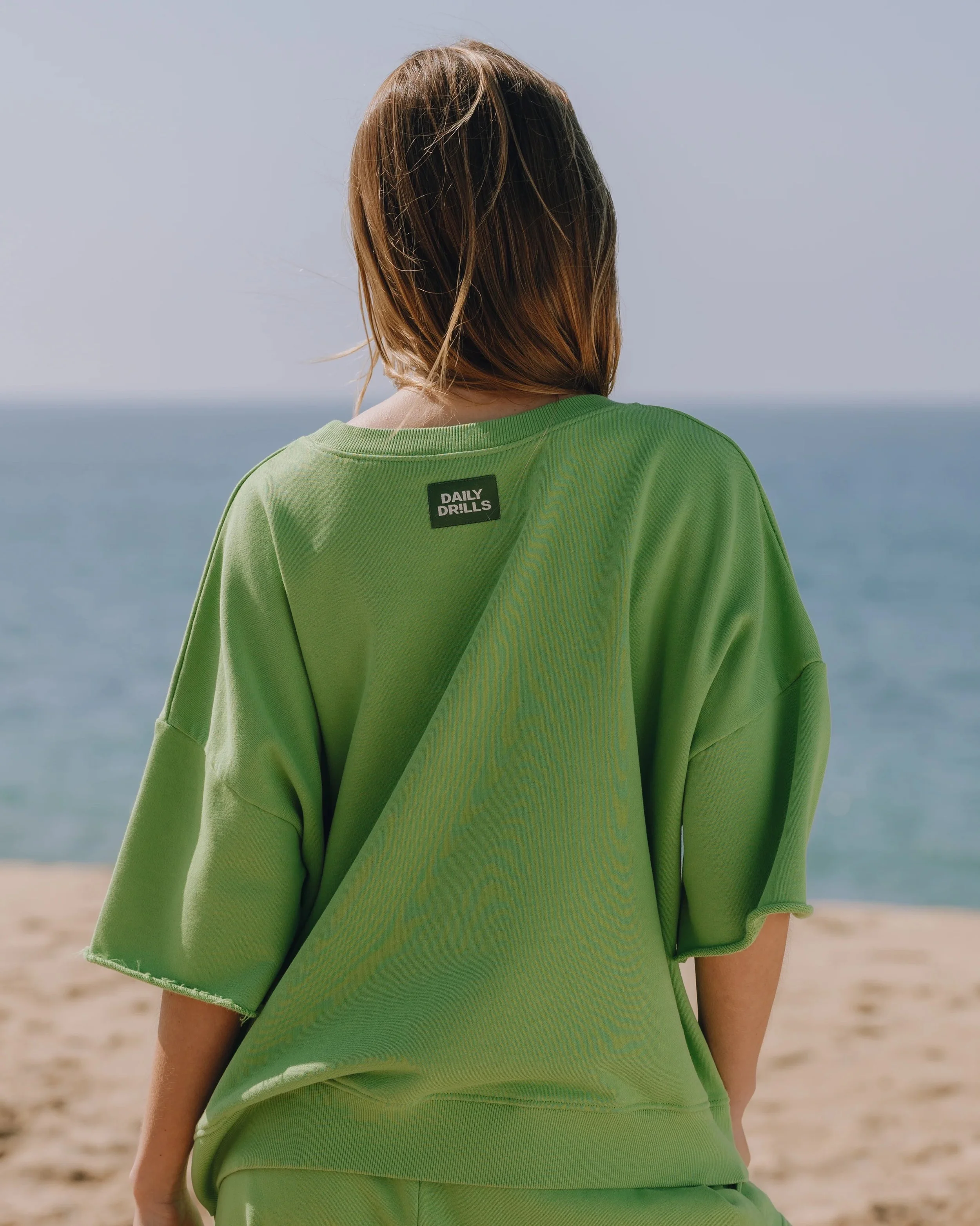 Cropped Sleeve Daily Crew - Lucky