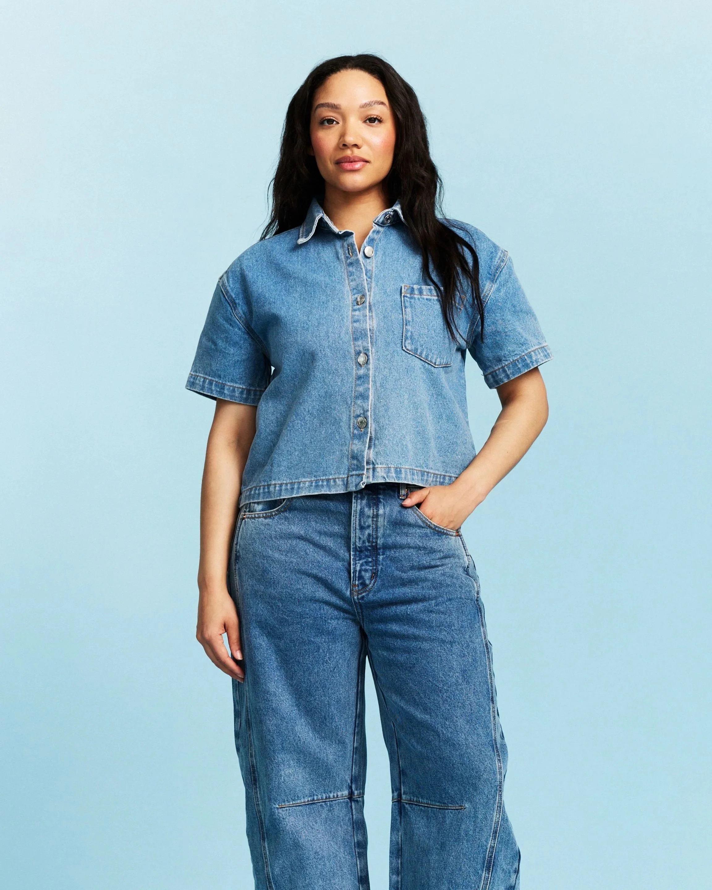 Cropped Short Sleeve Denim Shirt - Vintage Wash