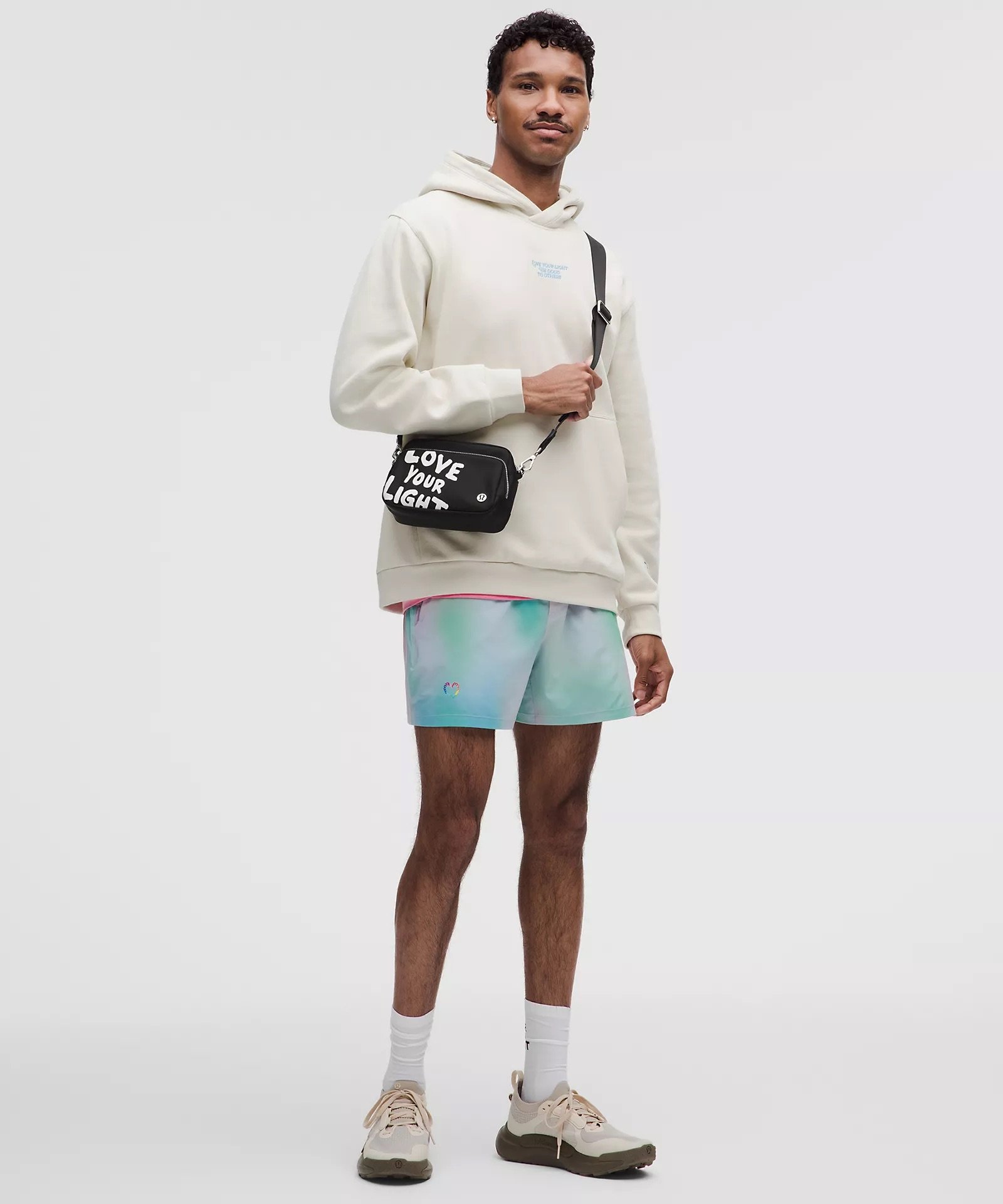 Everywhere Crossbody Bag 2L Graphic Pride