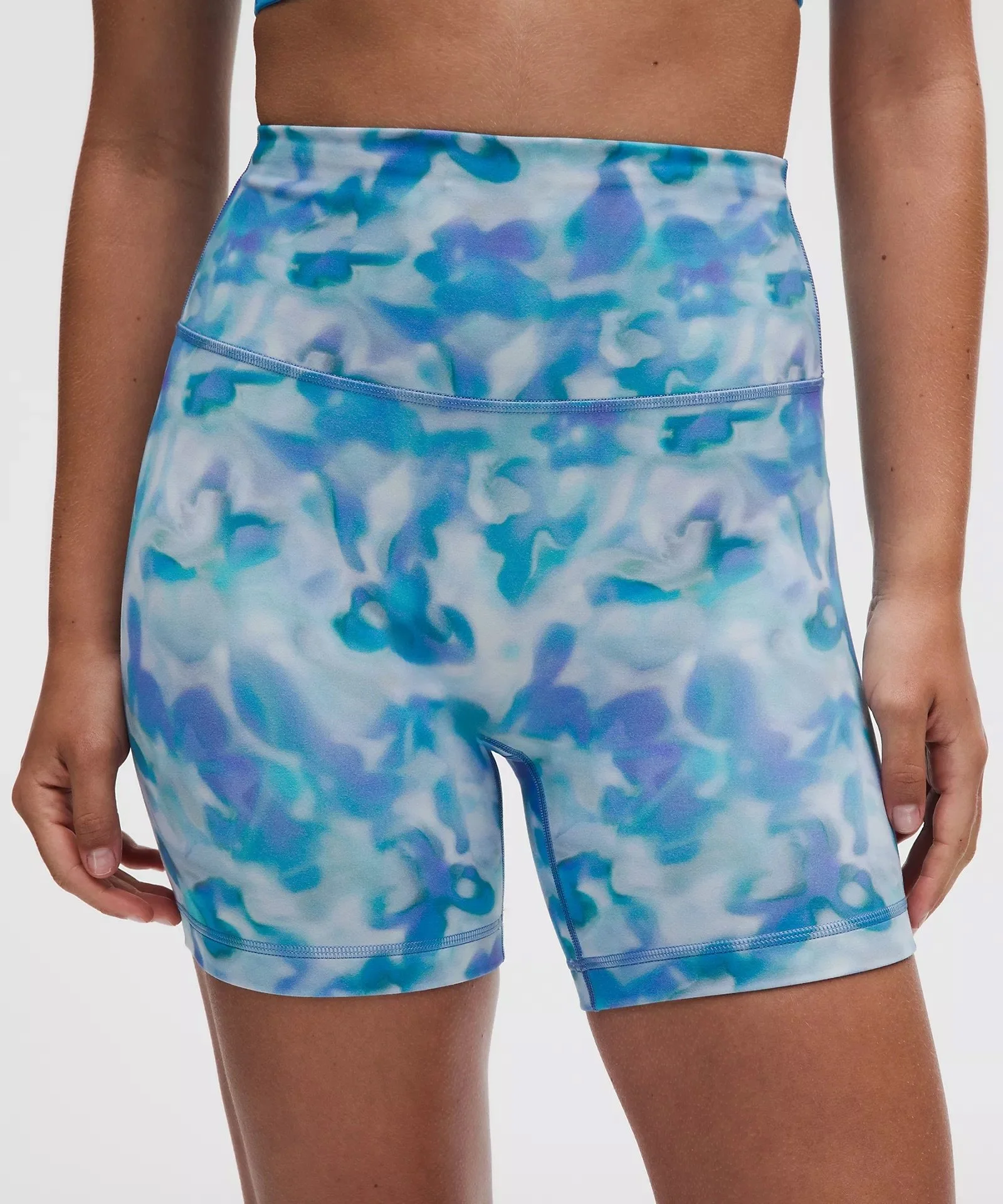 Wunder Train No Line High-Rise Short 6"
