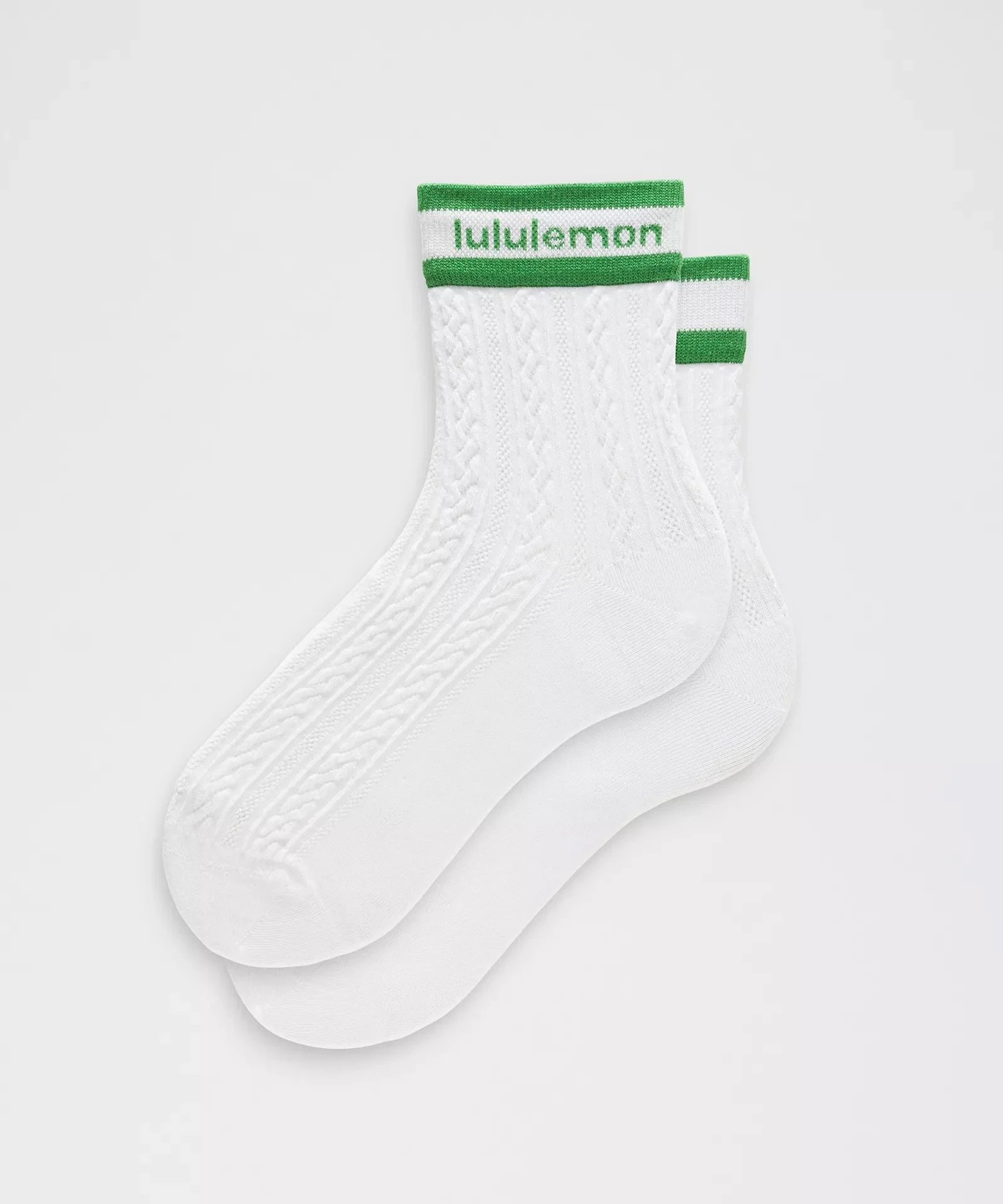 Cable-Knit Quarter Socks