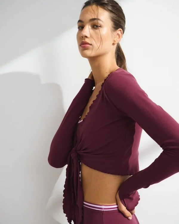 YPB studioFLEX Lettuce-Hem Wrap
