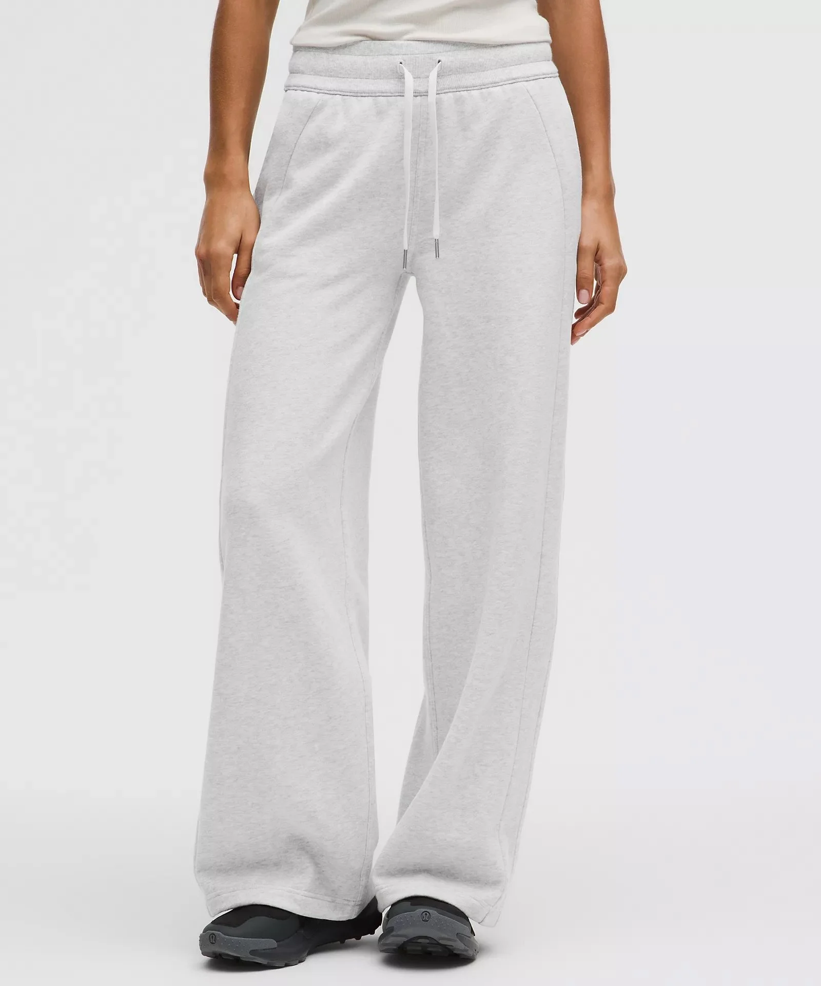 Scuba Mid-Rise Wide-Leg Pant Regular