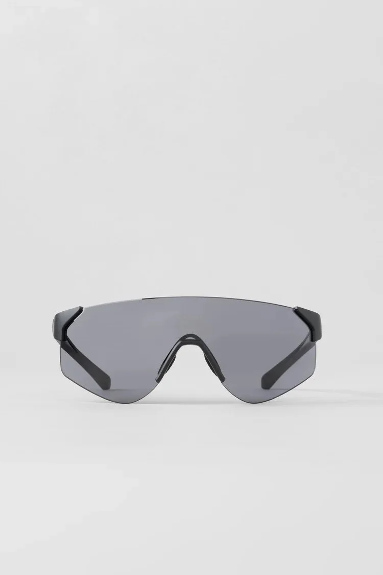 ALO Speed Sunglasses in Black