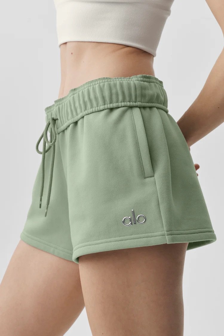 Accolade Short