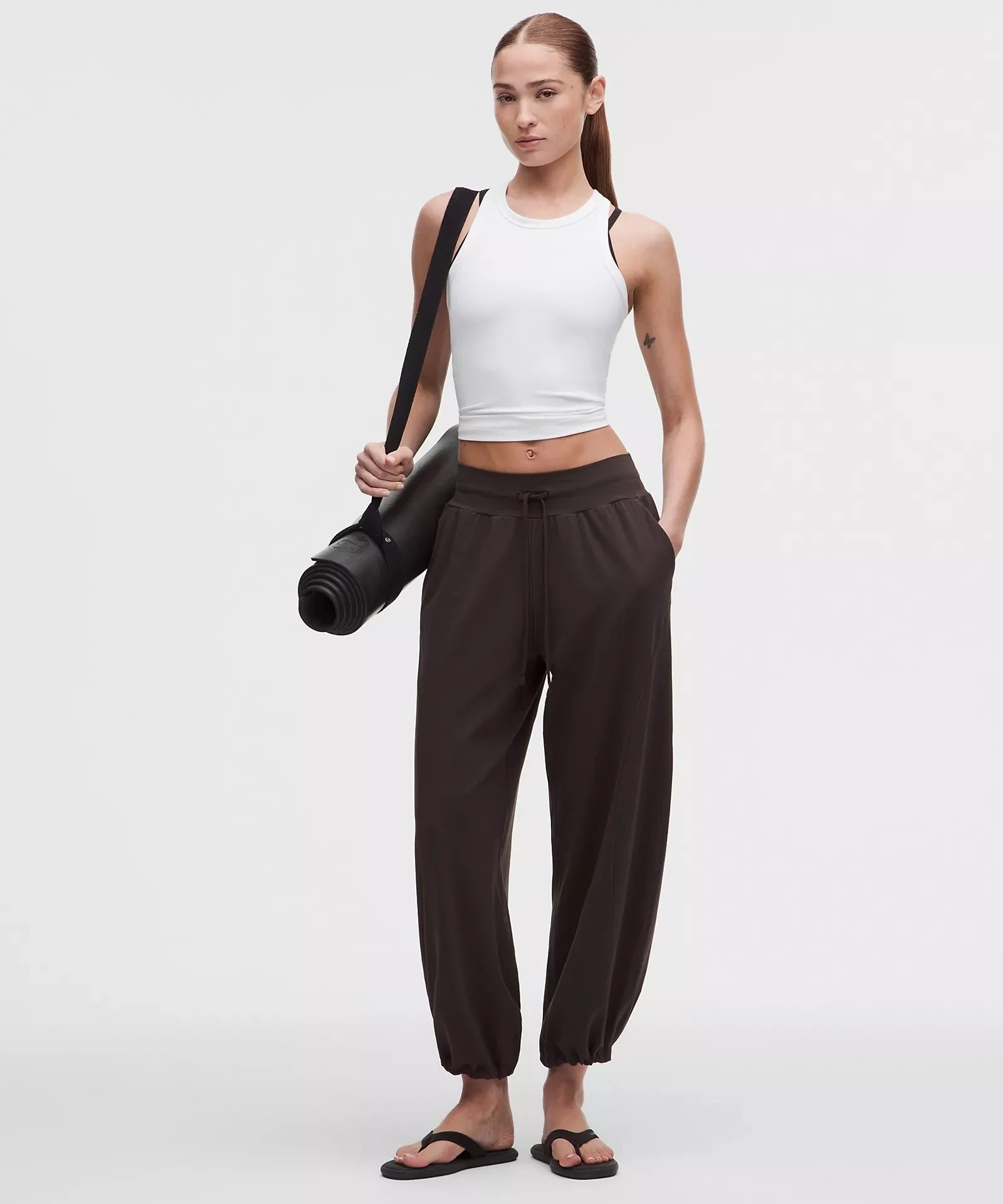 Groove Low-Rise Relaxed Cinch Pant