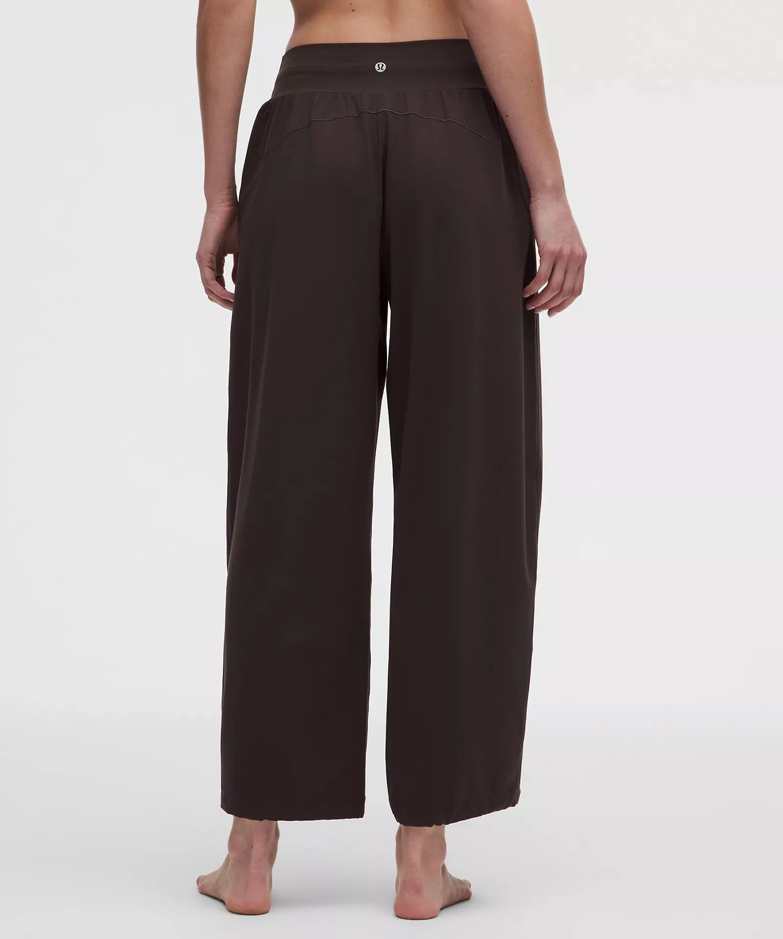 Groove Low-Rise Relaxed Cinch Pant