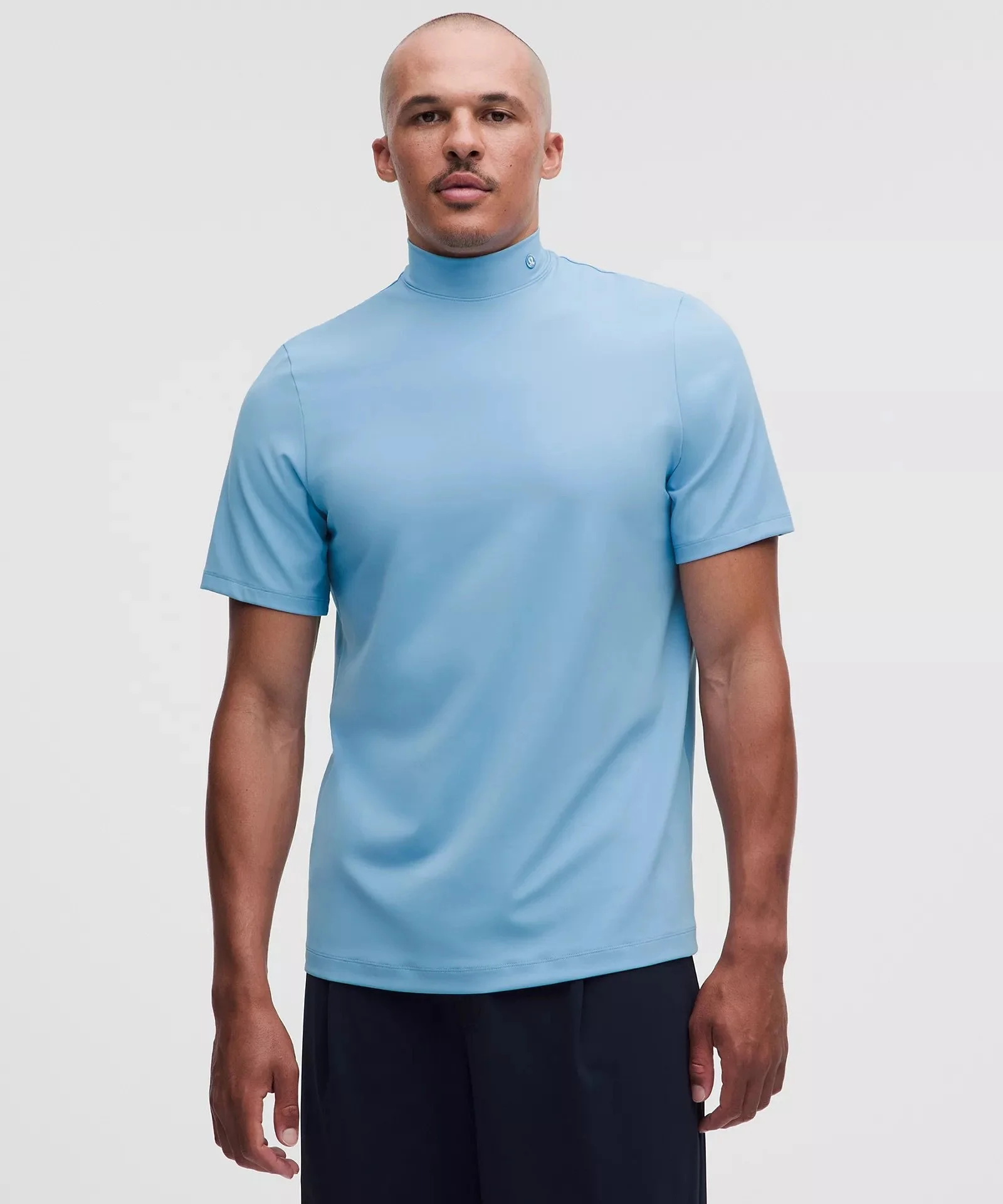 Slim-Fit Mockneck Shirt ShowZero