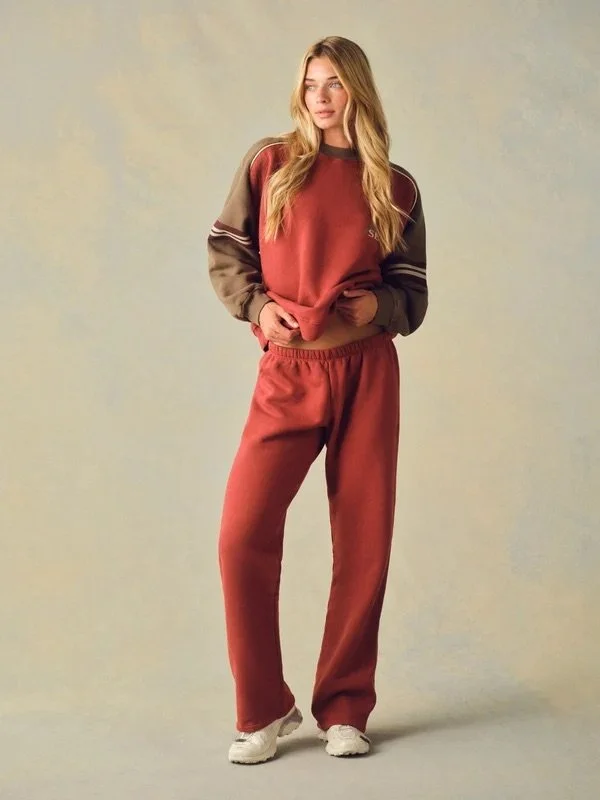Midweight Sweats Staple Straight Leg Sweatpants