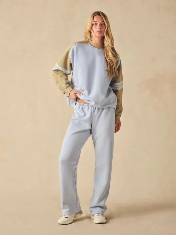 Midweight Sweats Staple Straight Leg Sweatpants