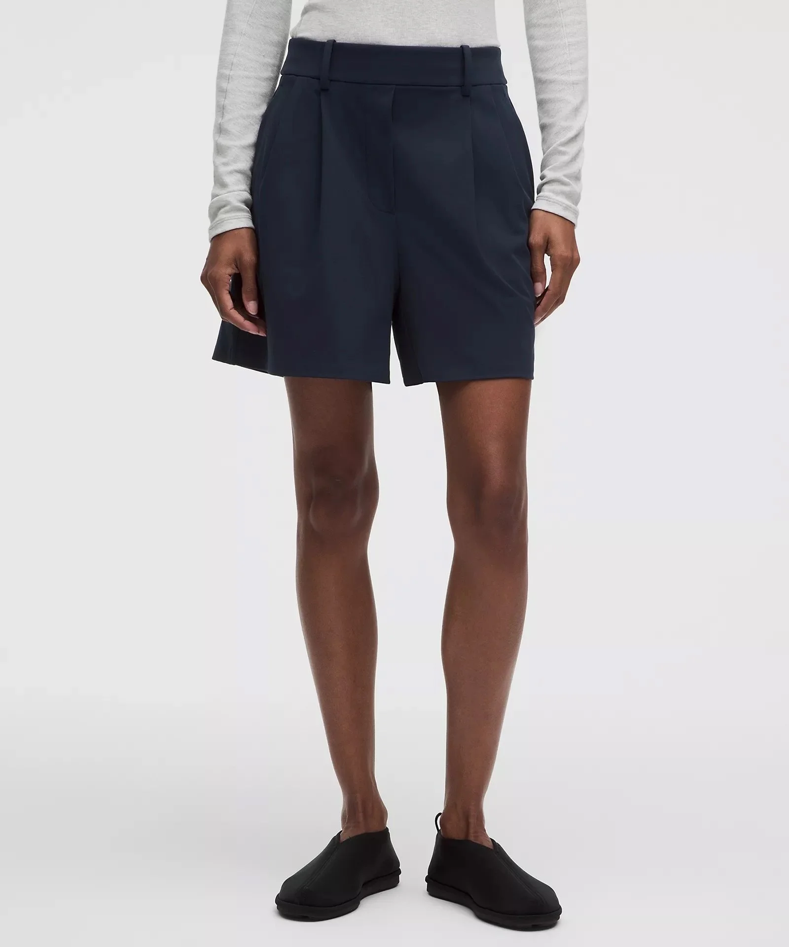 Daydrift Pleated High-Rise Short 5"