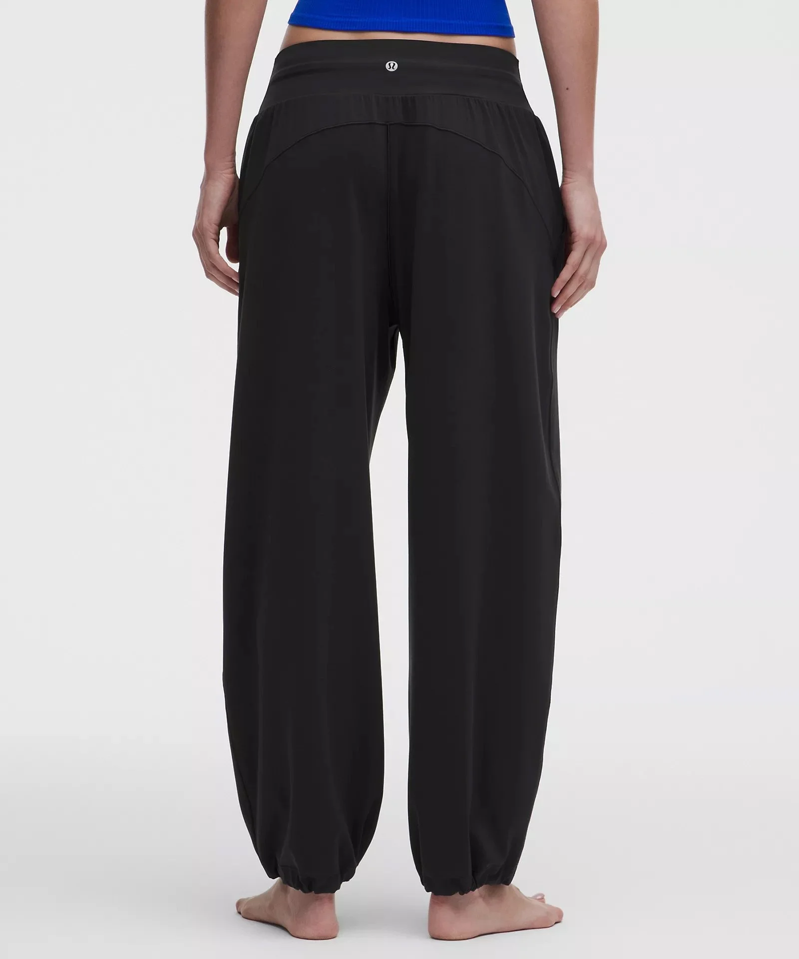 Groove Low-Rise Relaxed Cinch Pant 28"