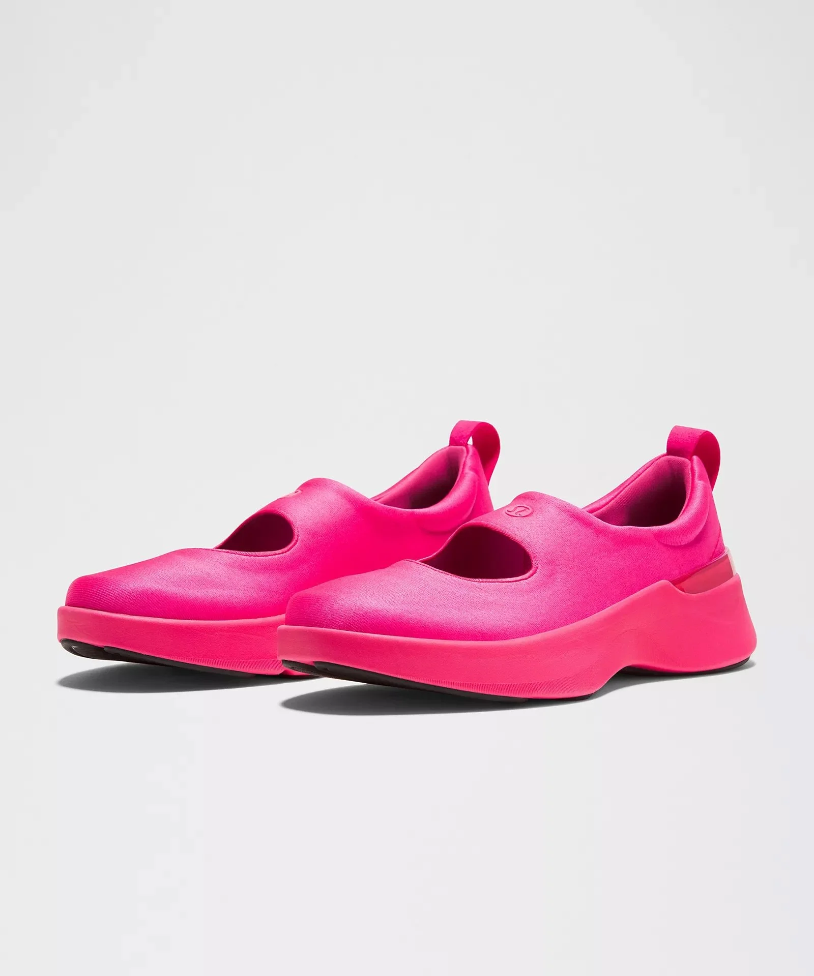 Mary Train Sneaker