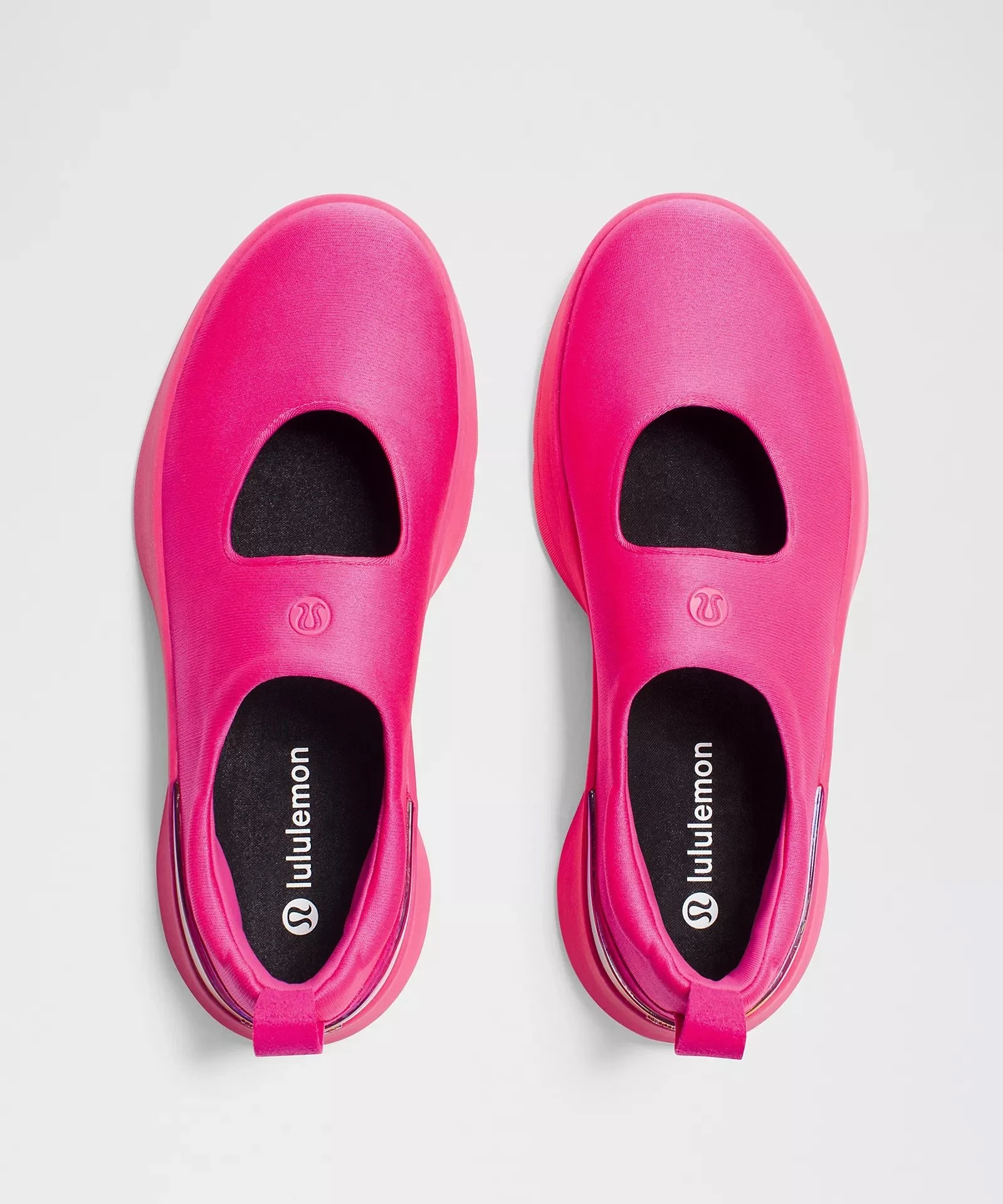 Mary Train Sneaker