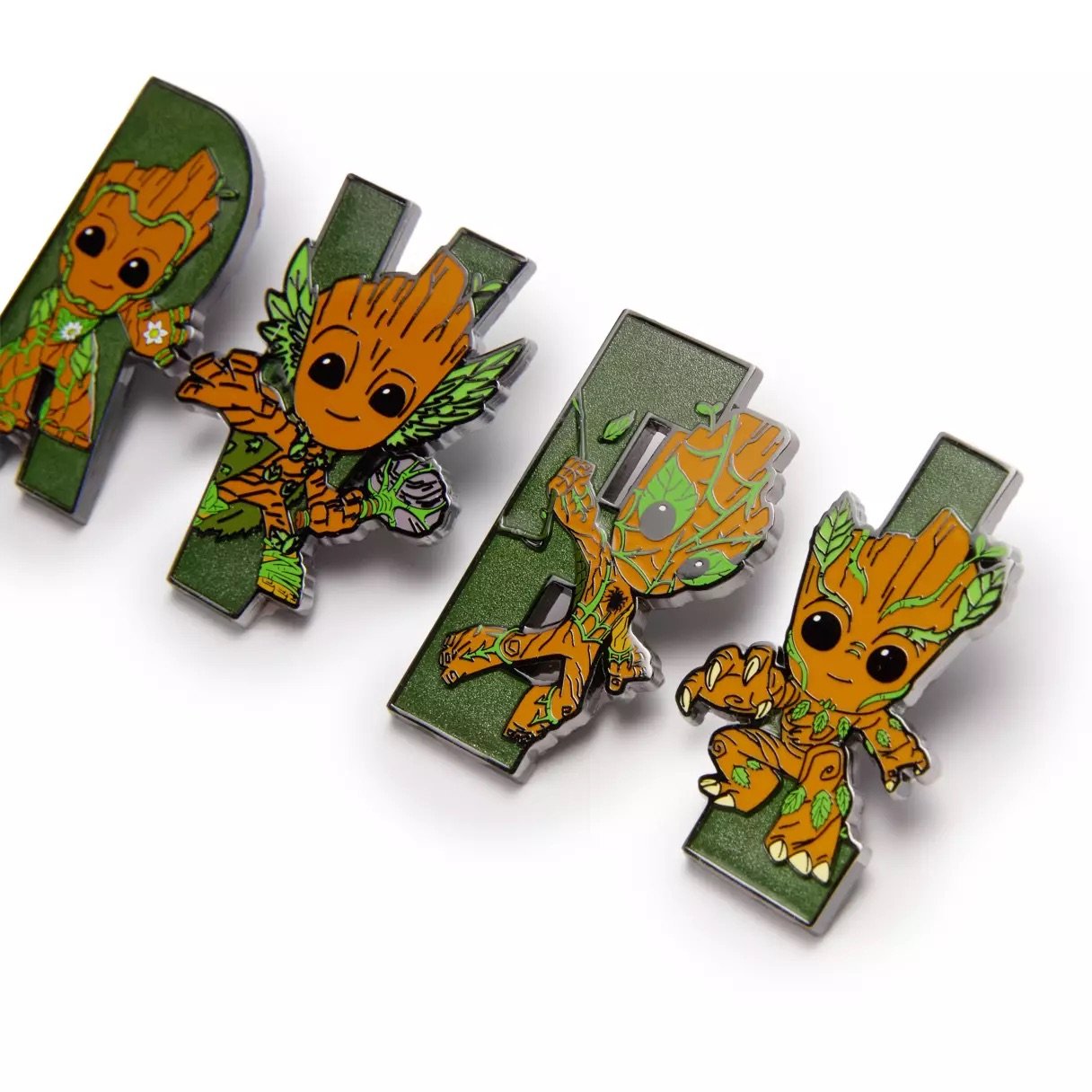 Groot Marvel's Avengers Mystery Pin Blind Pack