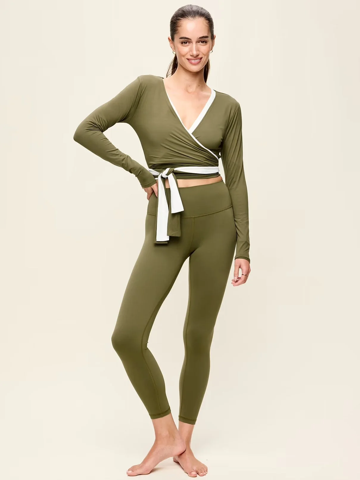 High-Waisted StudioSmooth 7/8 Leggings