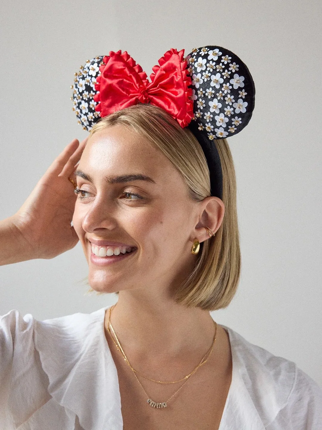 Disney BaubleBar Minnie Mouse White Floral Ear Headband