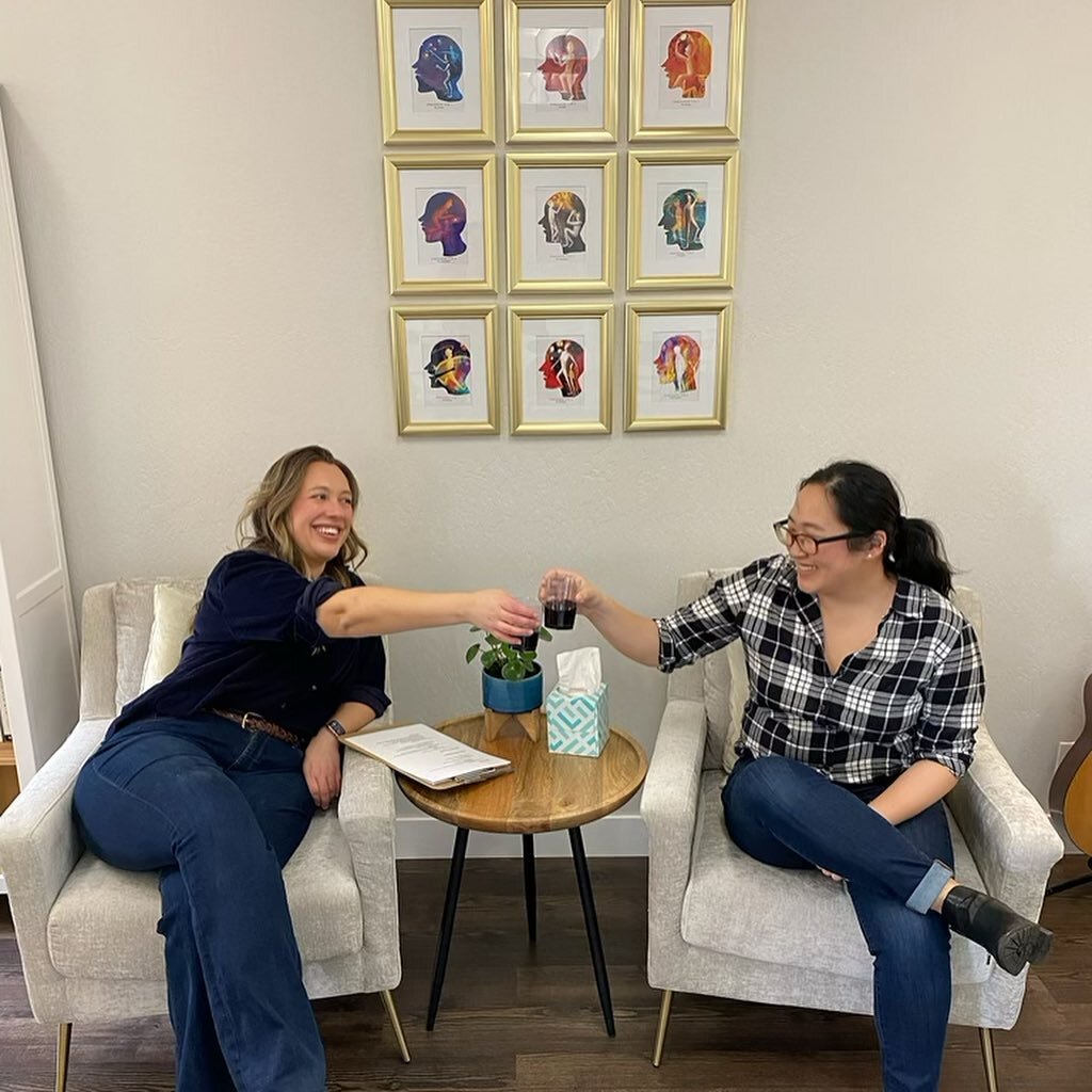 TBT to our first Havenly Happy Hour event: Enneagram &amp; Wine Night!! 🍷 We had a pretty good mix of most types represented, with a full house!

Joanne &amp; Melinda, both Enneagram therapists, shared about how each of the nine Enneagram types expe