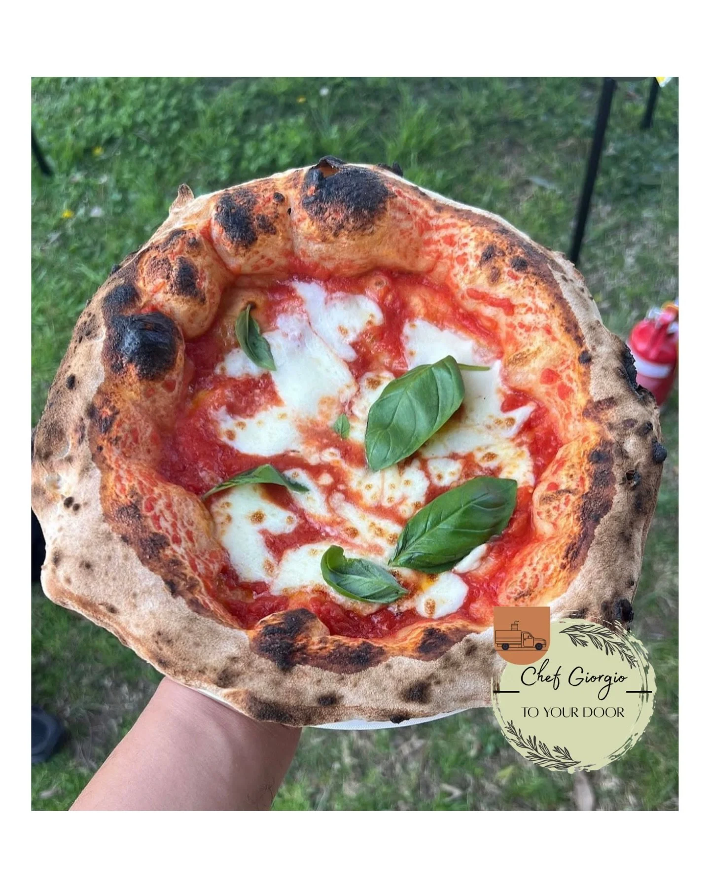 Come hungry this Sunday!

🔥 Wood-fired pizzas by Chef Giorgio &ndash; fresh, hot and impossible to resist @chefgiorgiotoyourdoor 

🥪 Lamb &amp; gravy rolls from Drovers Choice Saltbush Lamb @saltbushlambnarromine

🍟 25 Club canteen &ndash; all you