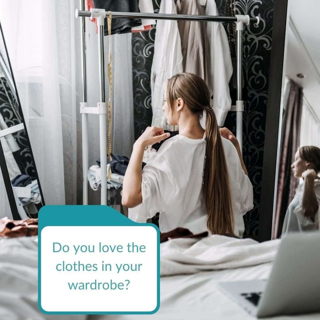 This could be a 100% yes or I'll hear a not really!

Your wardrobe feels like a place that's full of clothes yet you have nothing to wear?  How many times do I hear my friends/clients say that and to be honest, I sometimes stand in my wardrobe and th