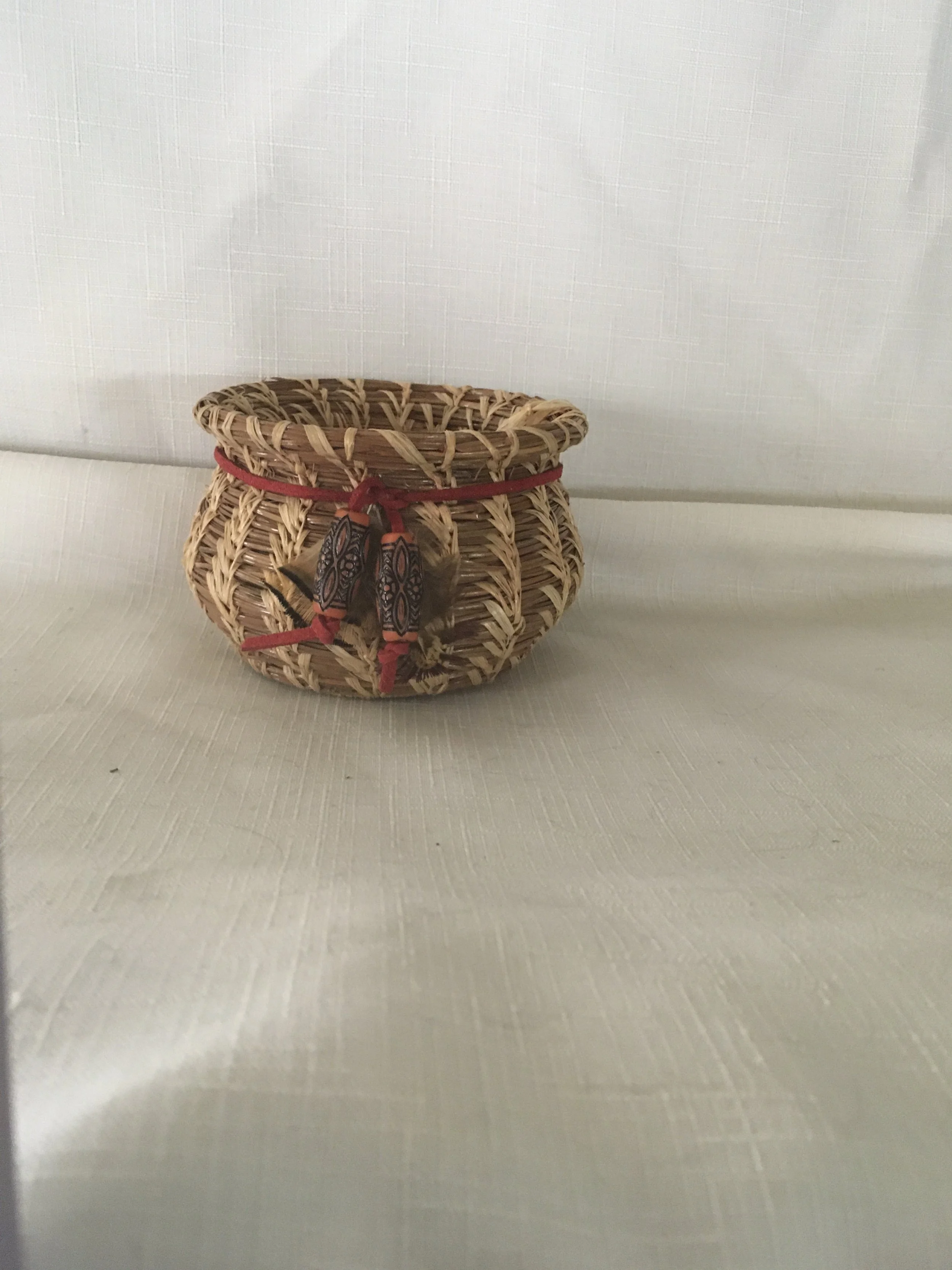 Spittoon with Red leather/natural start