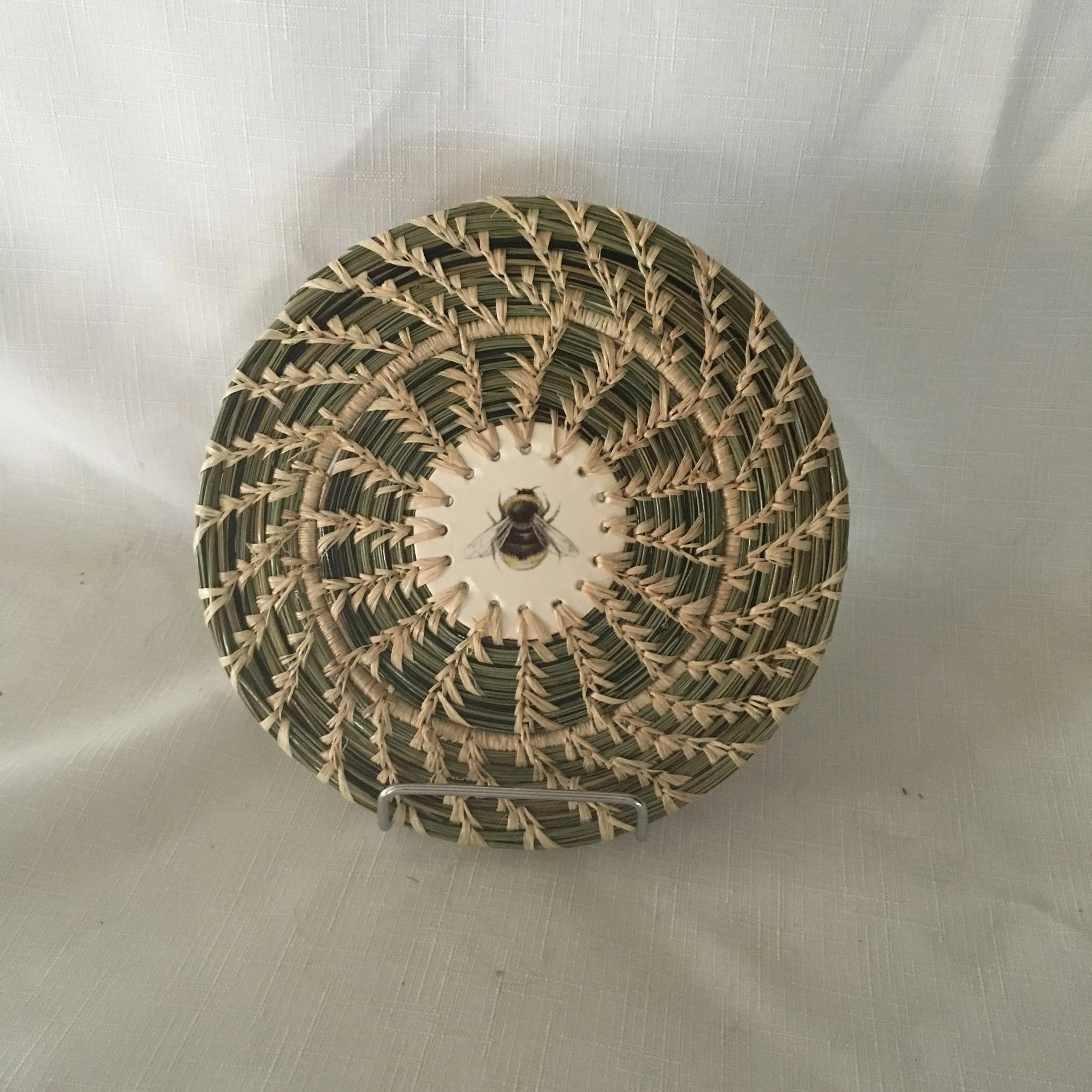 Bee Trivet