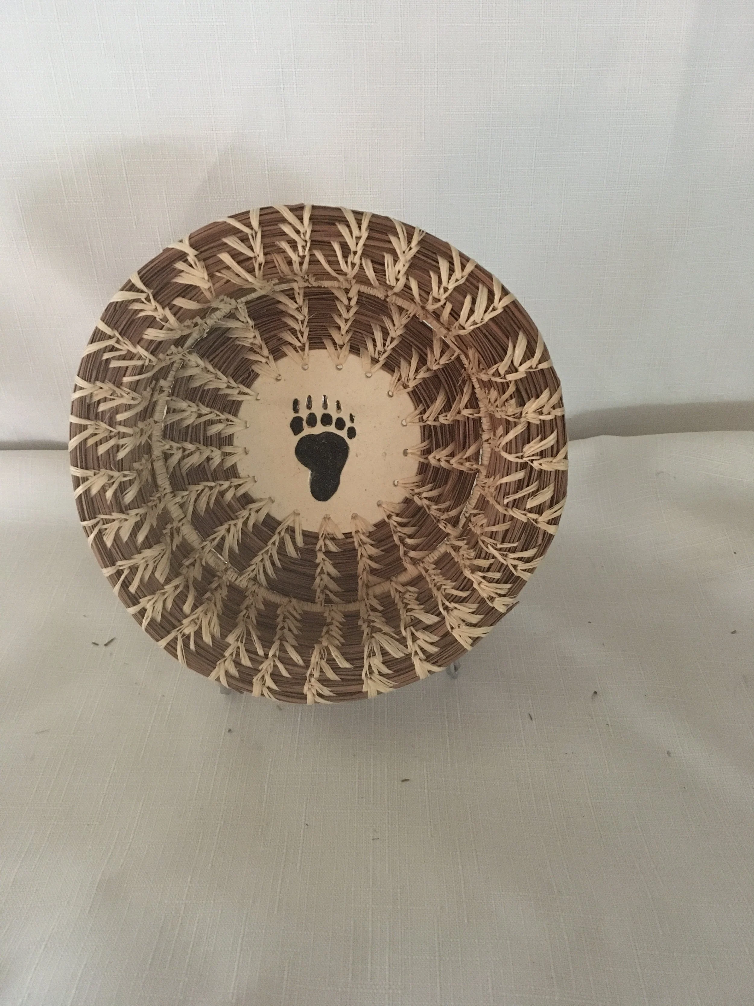 Medium Bear Paw with Lip