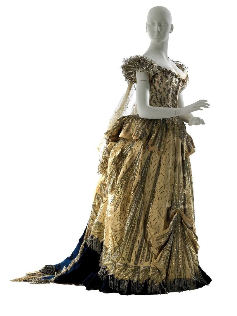 House of Worth, "Electric Light" dress, Museum of the City of New York (51.284.3A-H)