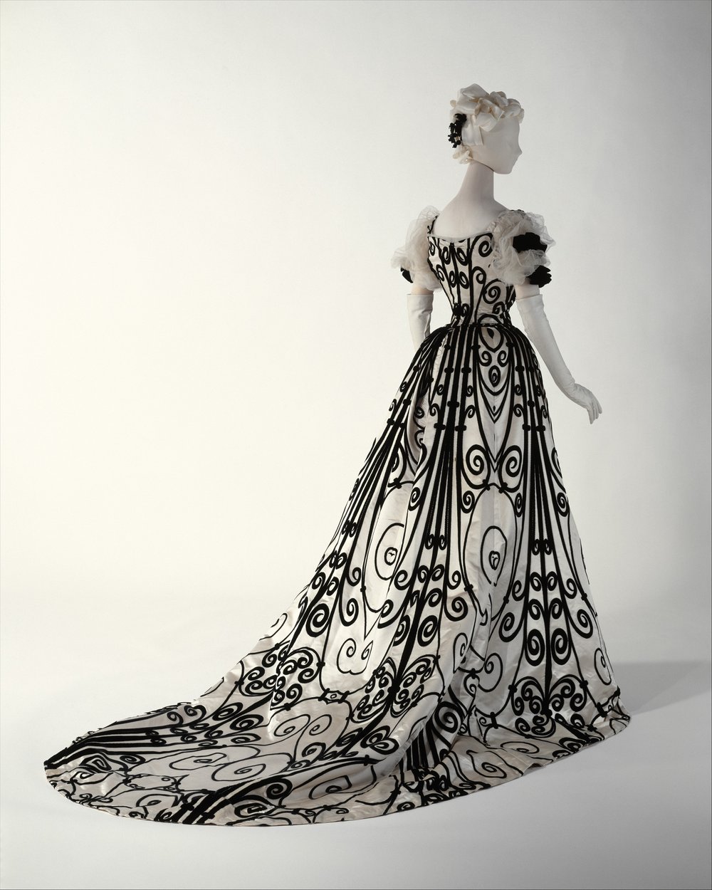 Evening Dress, 1898-1900
