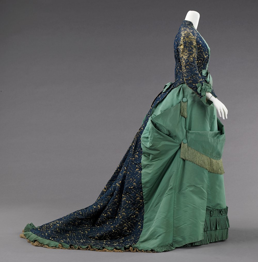 Afternoon Dress, 1875 (side)